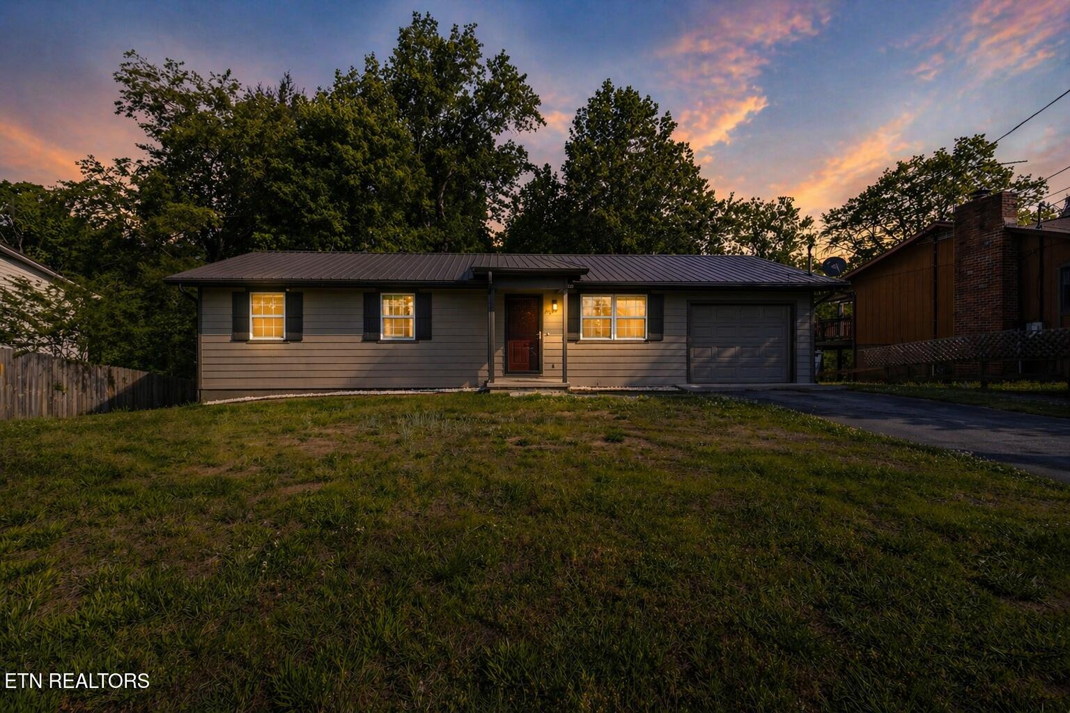 613 Red Bud Lane Oliver Springs TN 37840