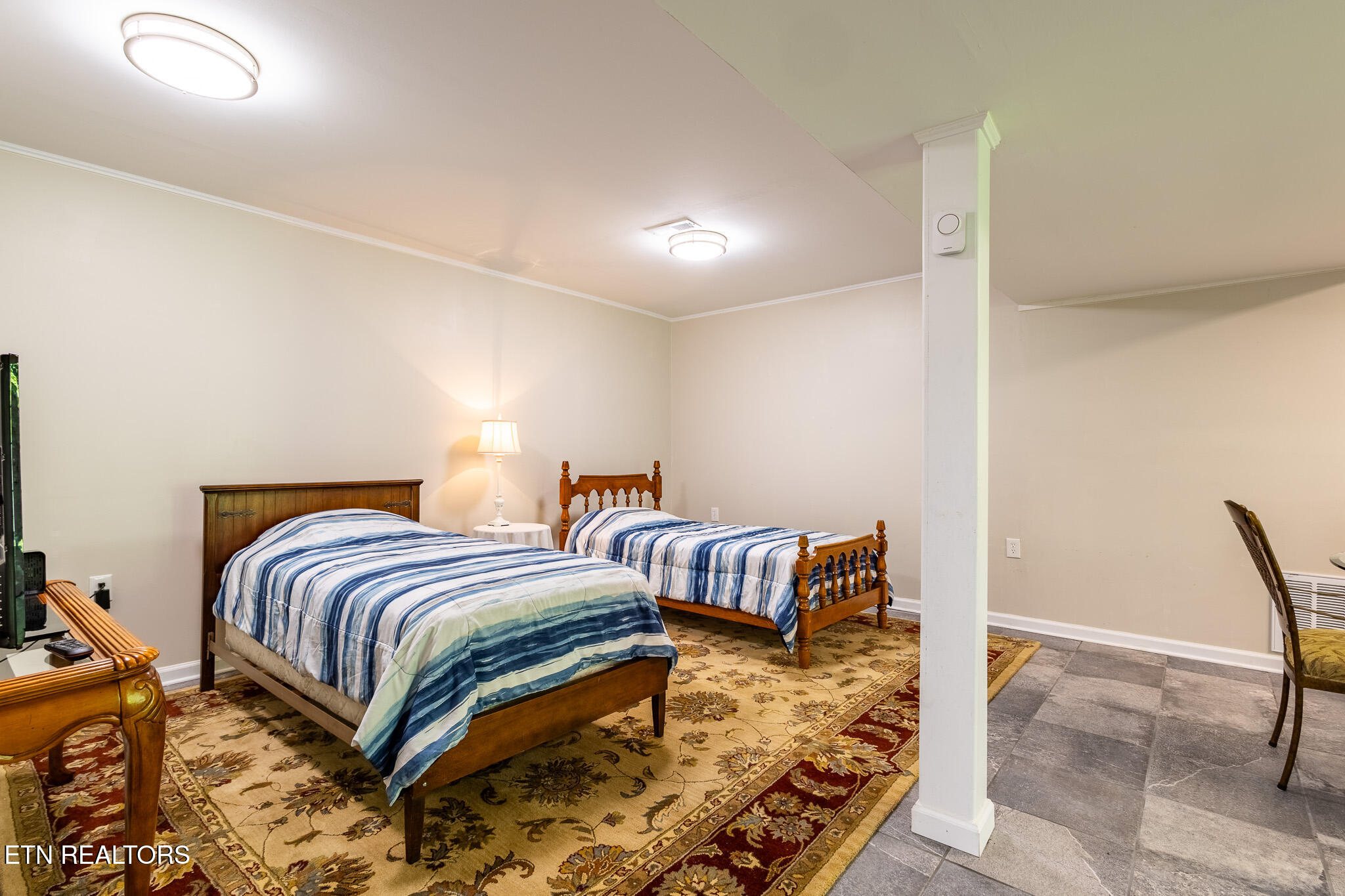 613 Red Bud Lane Oliver Springs TN 37840
