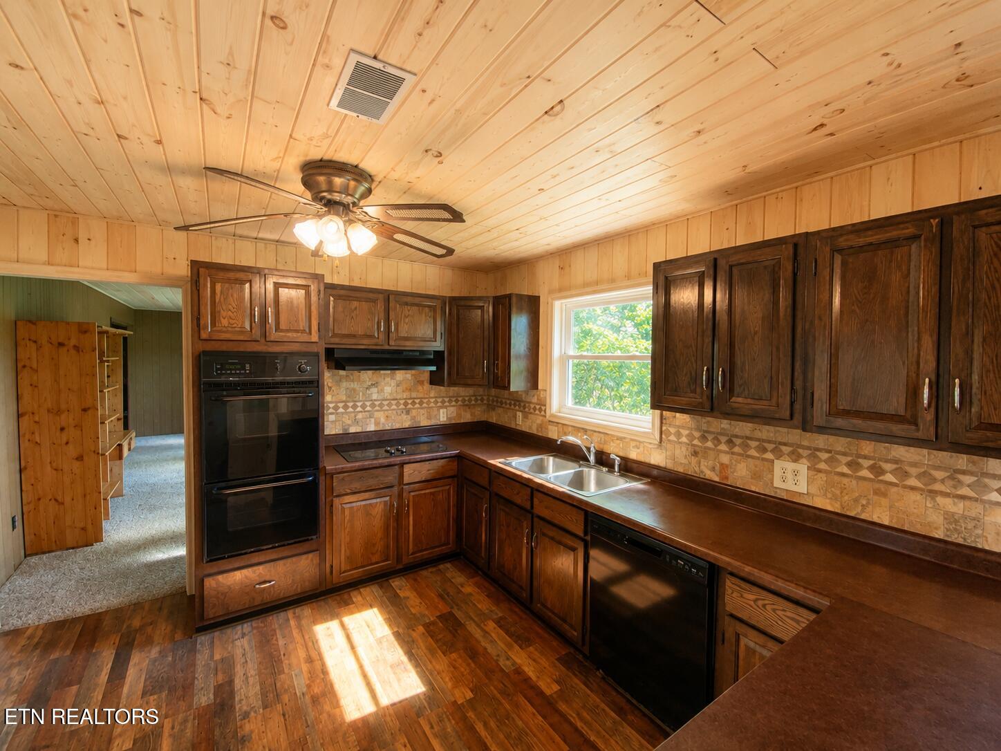 505 Crest Road Gatlinburg TN 37738