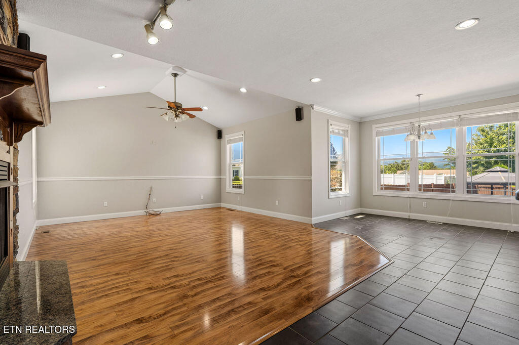 409 Bluff Trace Jacksboro TN 37757