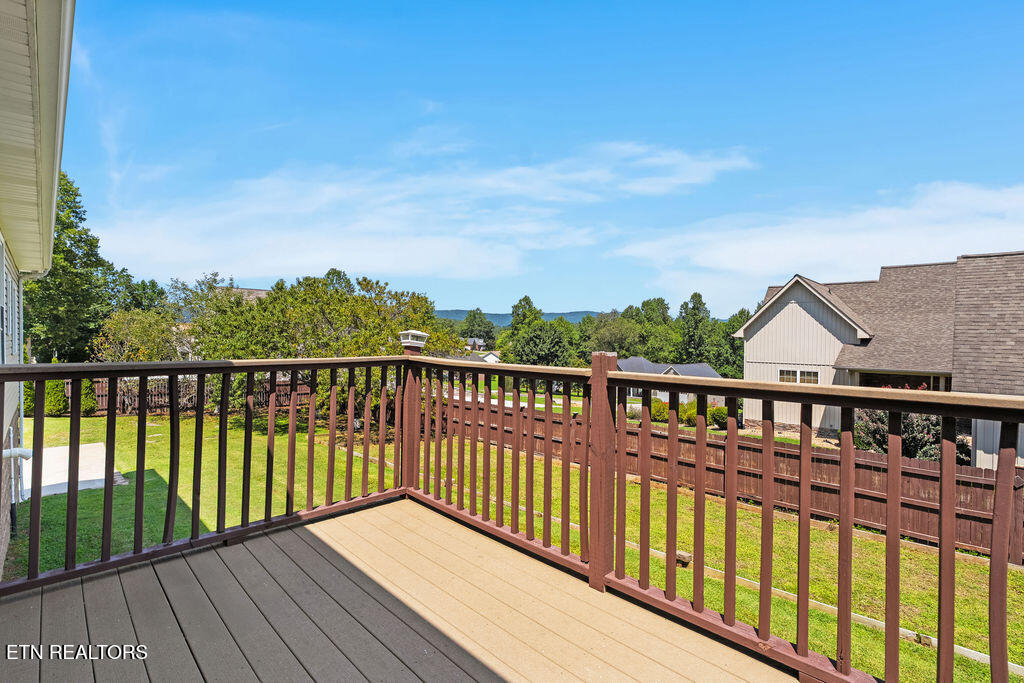 409 Bluff Trace Jacksboro TN 37757
