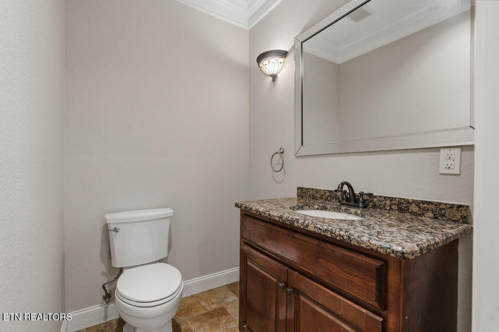 409 Bluff Trace Jacksboro TN 37757