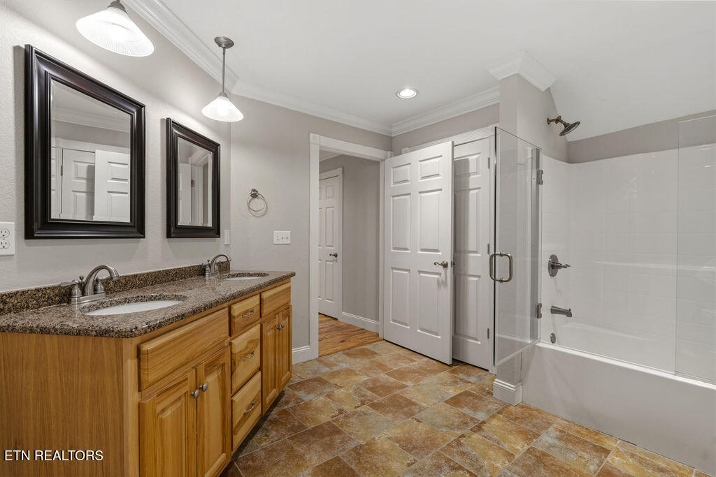 409 Bluff Trace Jacksboro TN 37757