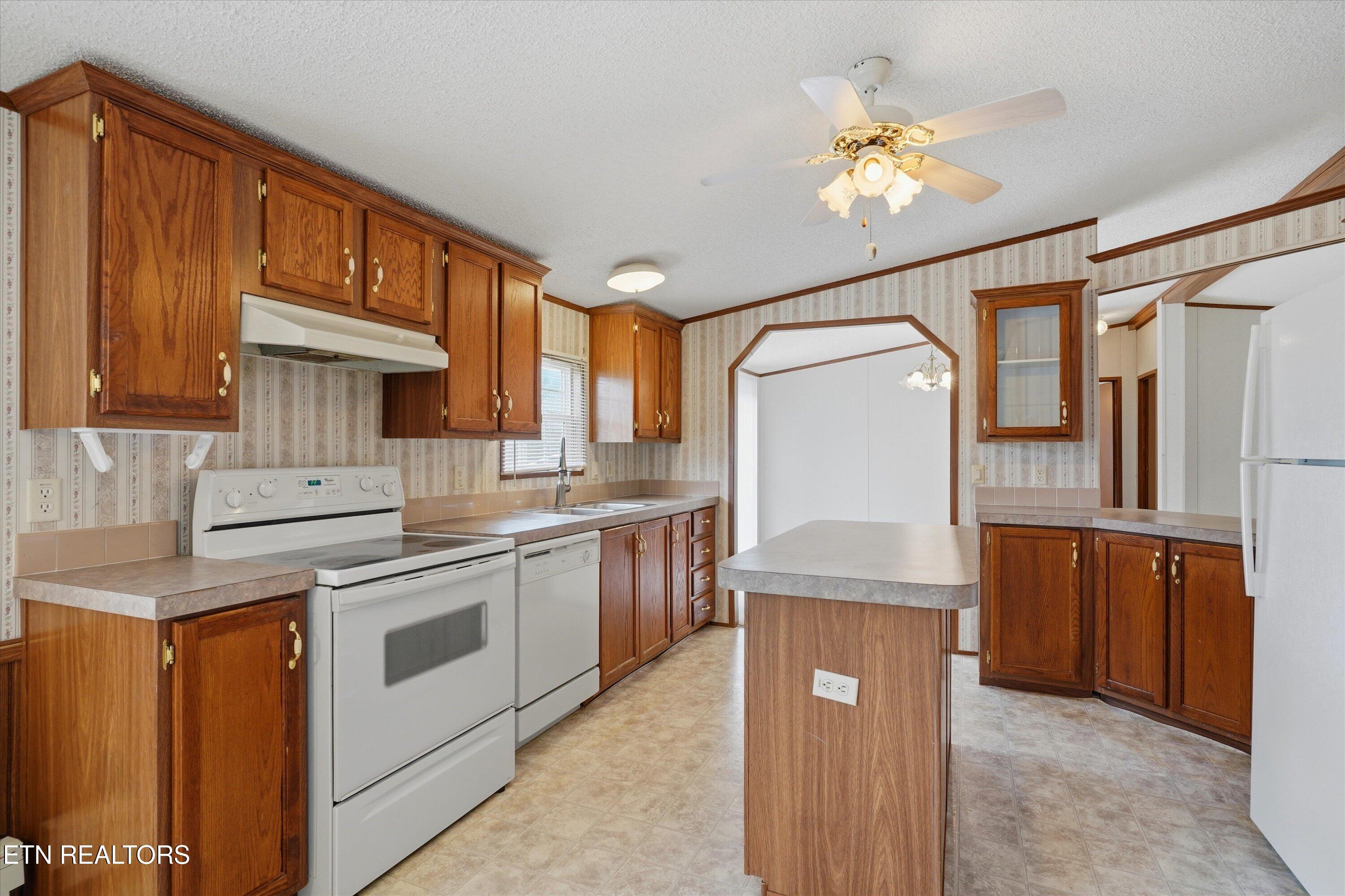131 Gilead Lane Wartburg TN 37887
