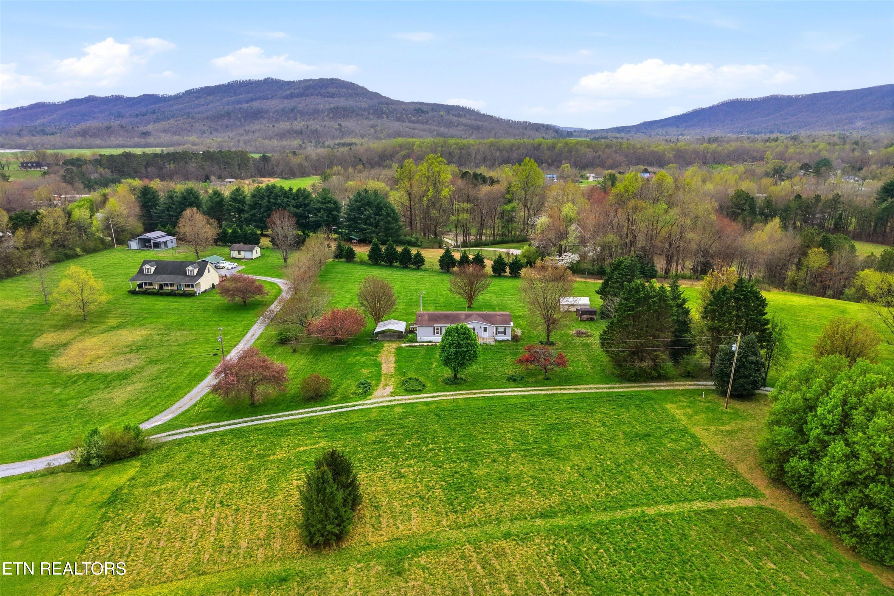 131 Gilead Lane Wartburg TN 37887