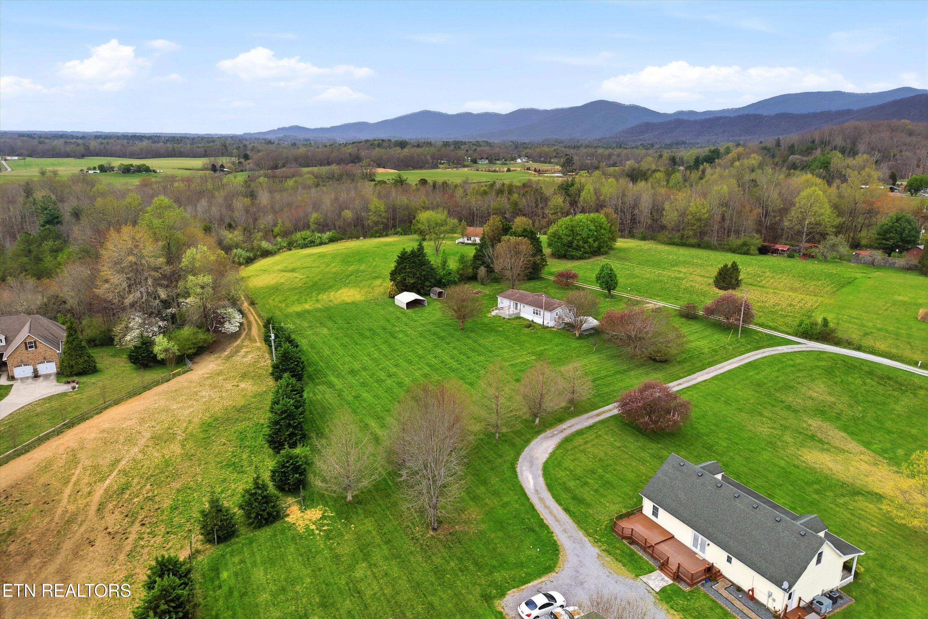 131 Gilead Lane Wartburg TN 37887