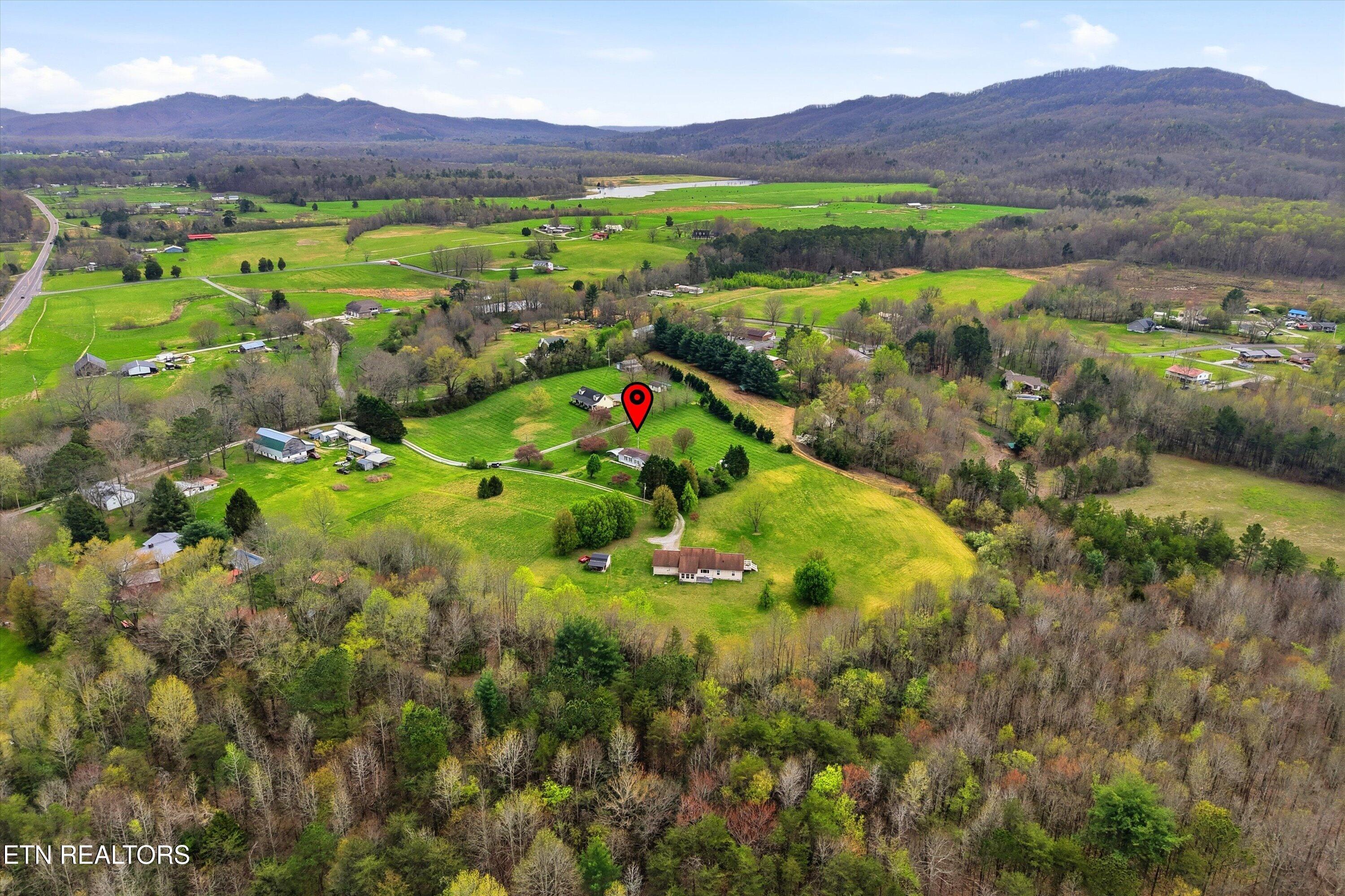 131 Gilead Lane Wartburg TN 37887