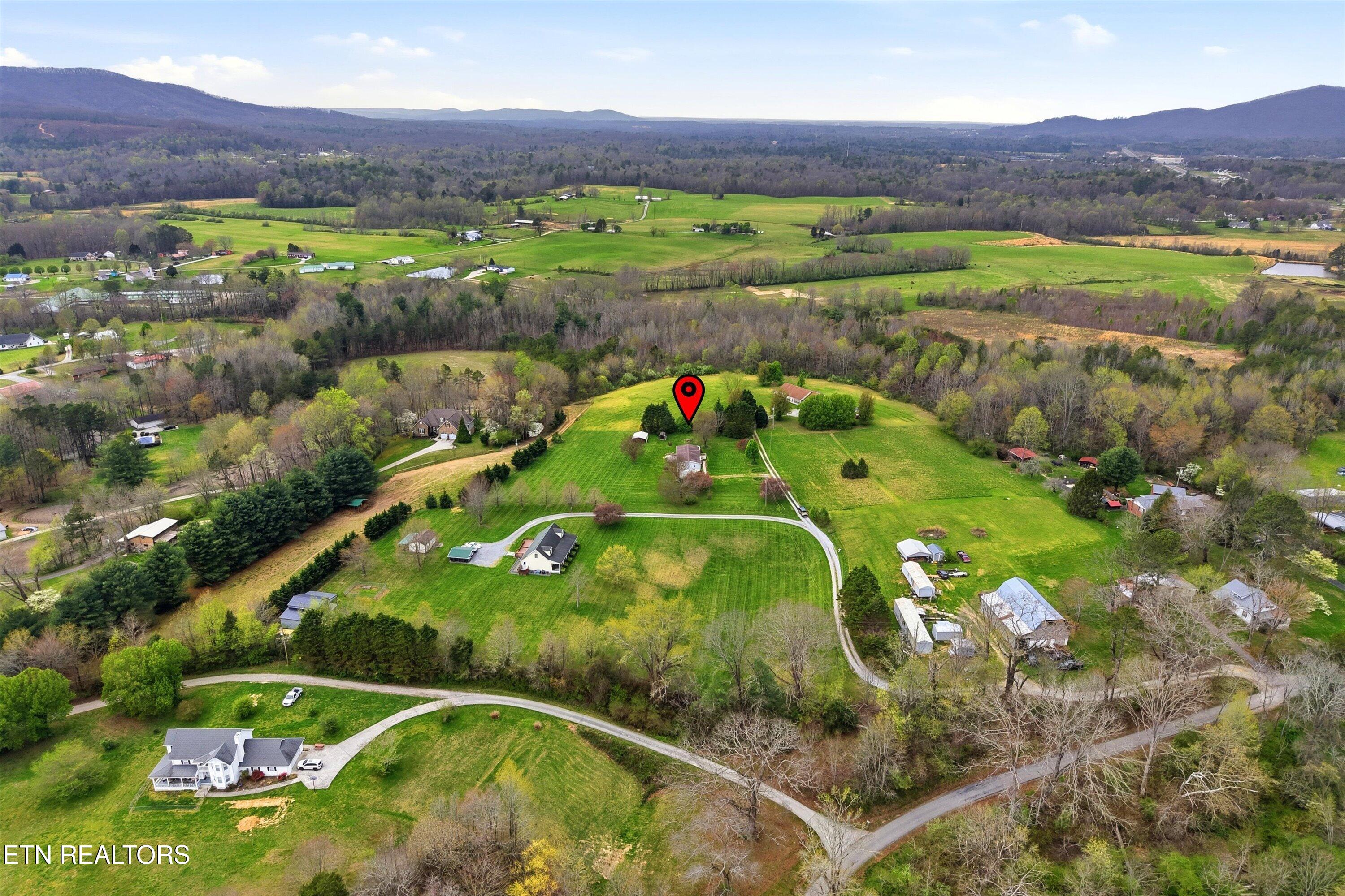131 Gilead Lane Wartburg TN 37887