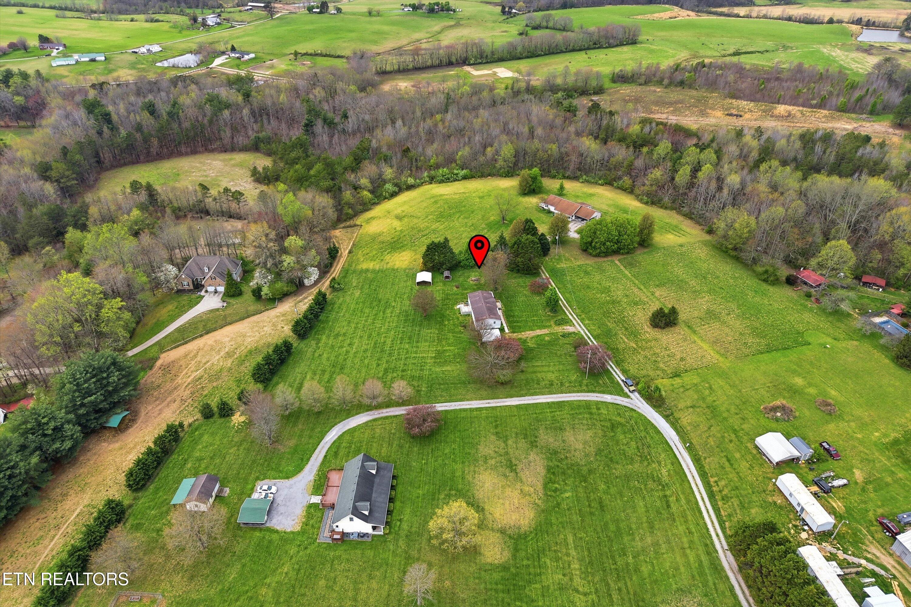 131 Gilead Lane Wartburg TN 37887