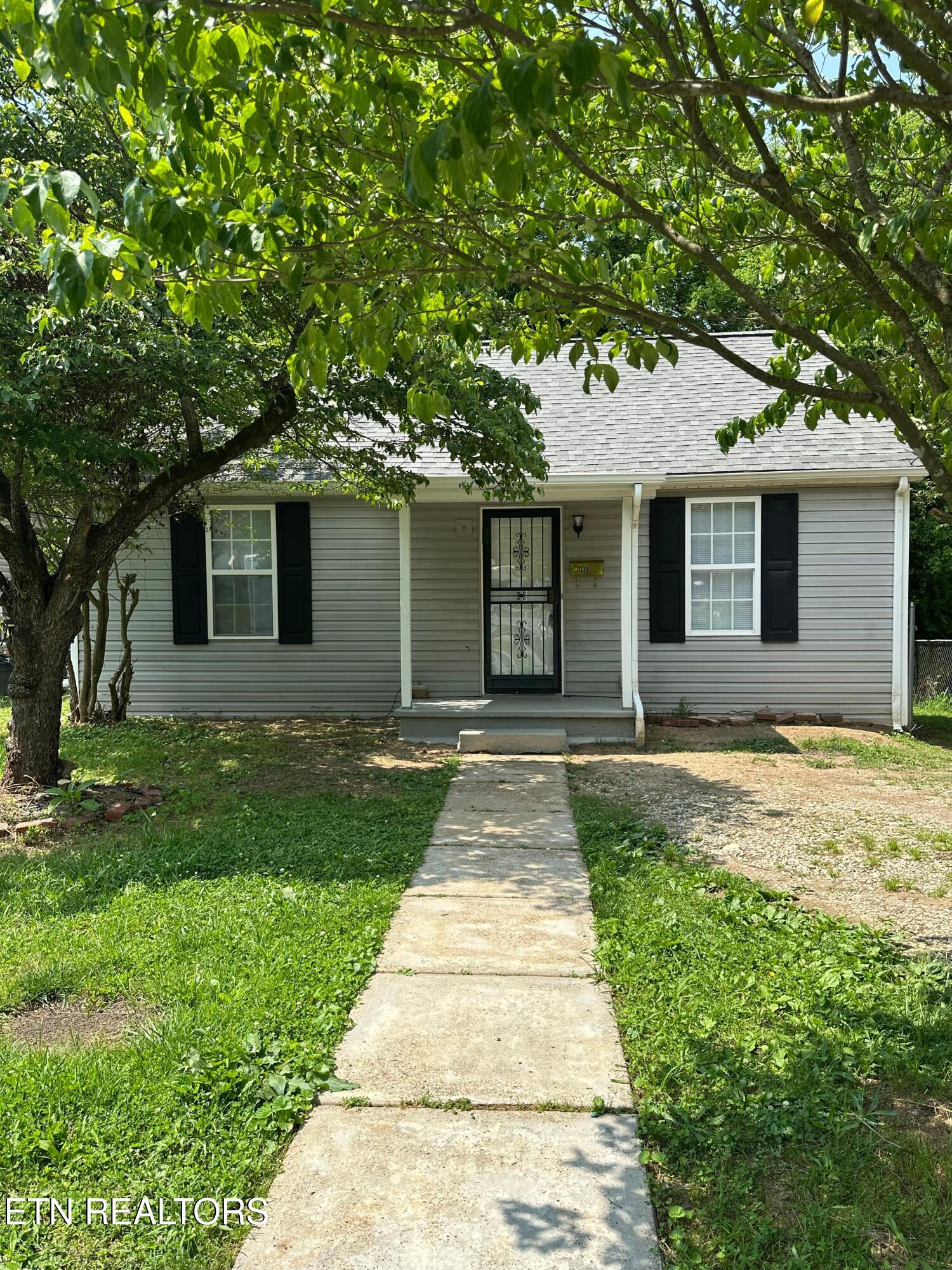 4033 Ivy Avenue Knoxville TN 37914
