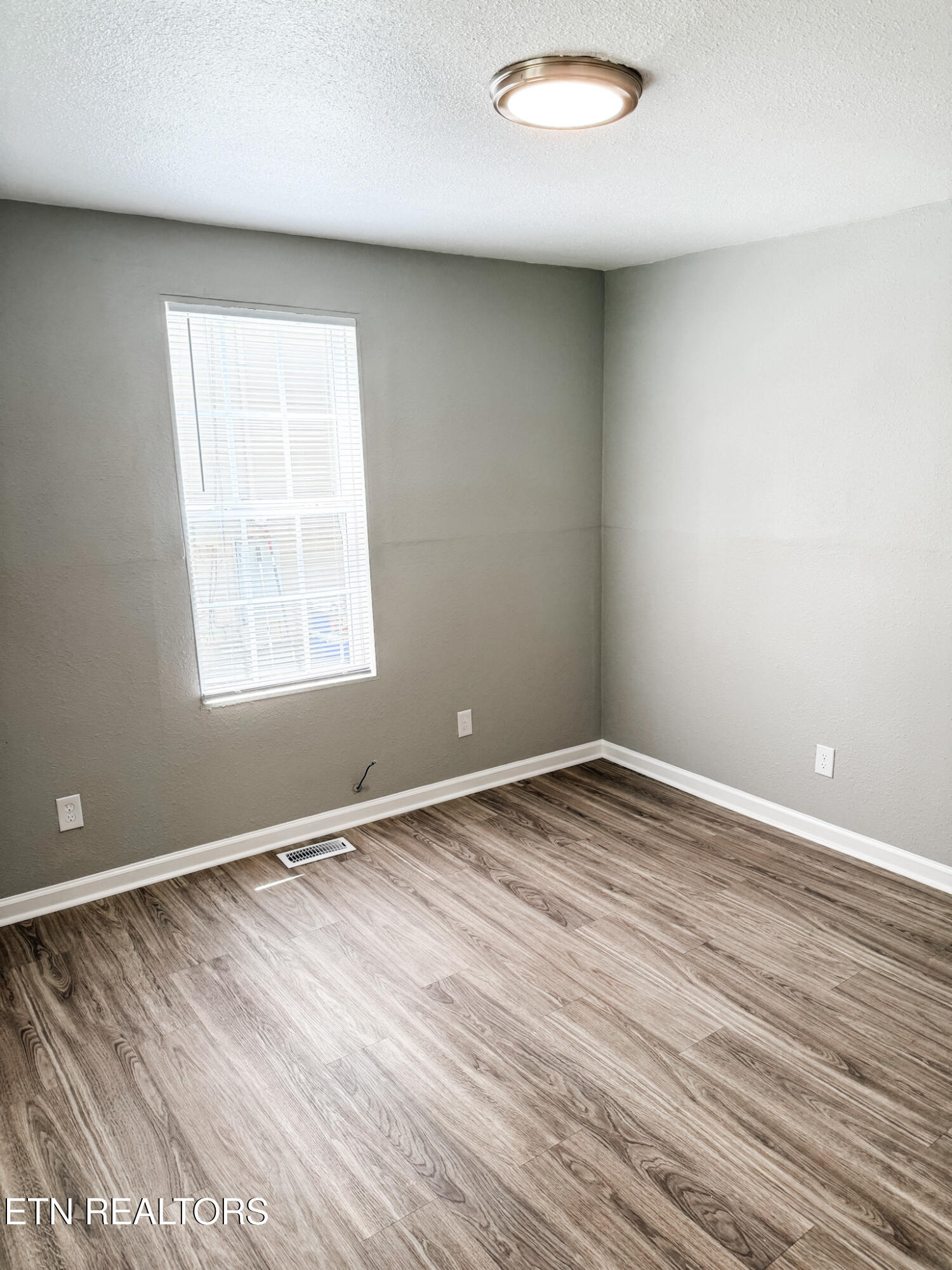 4033 Ivy Avenue Knoxville TN 37914