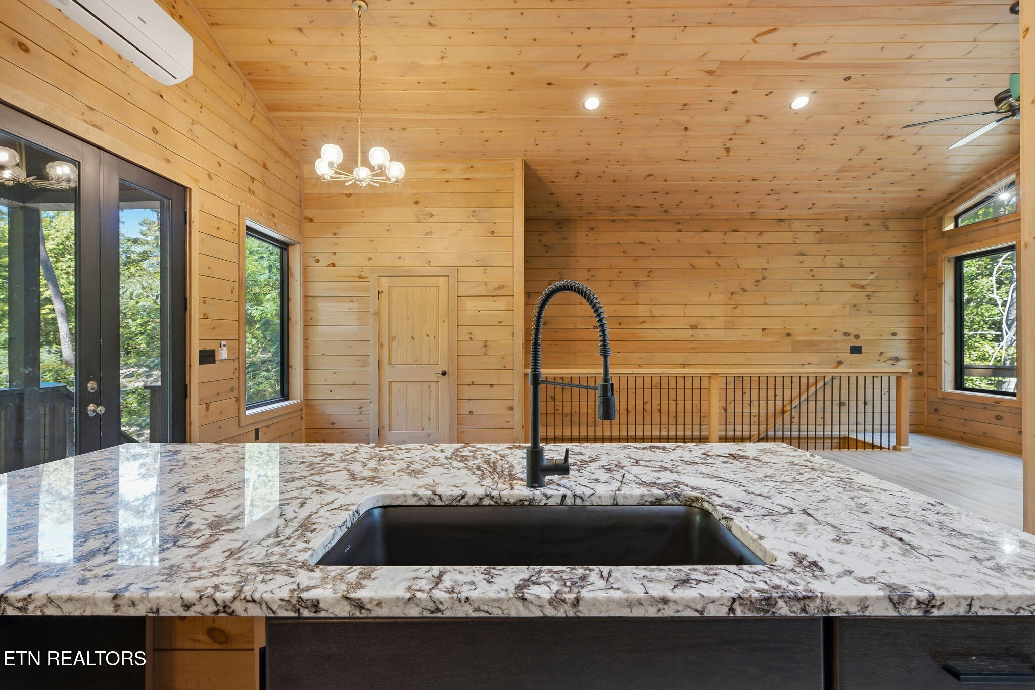 2807 Teaberry Hill Way Sevierville TN 37862