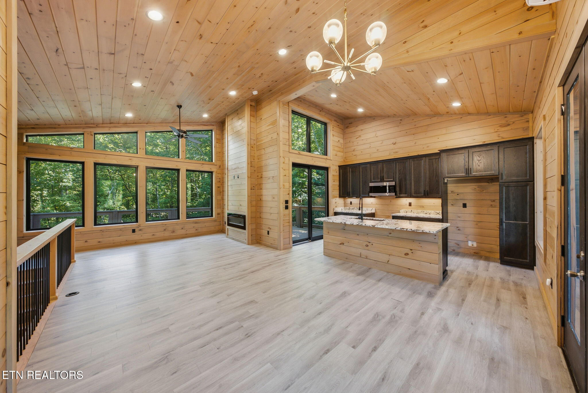2807 Teaberry Hill Way Sevierville TN 37862