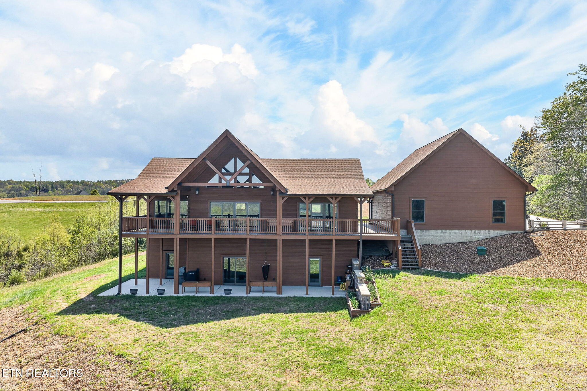 800 Quail Byrdstown TN 38549