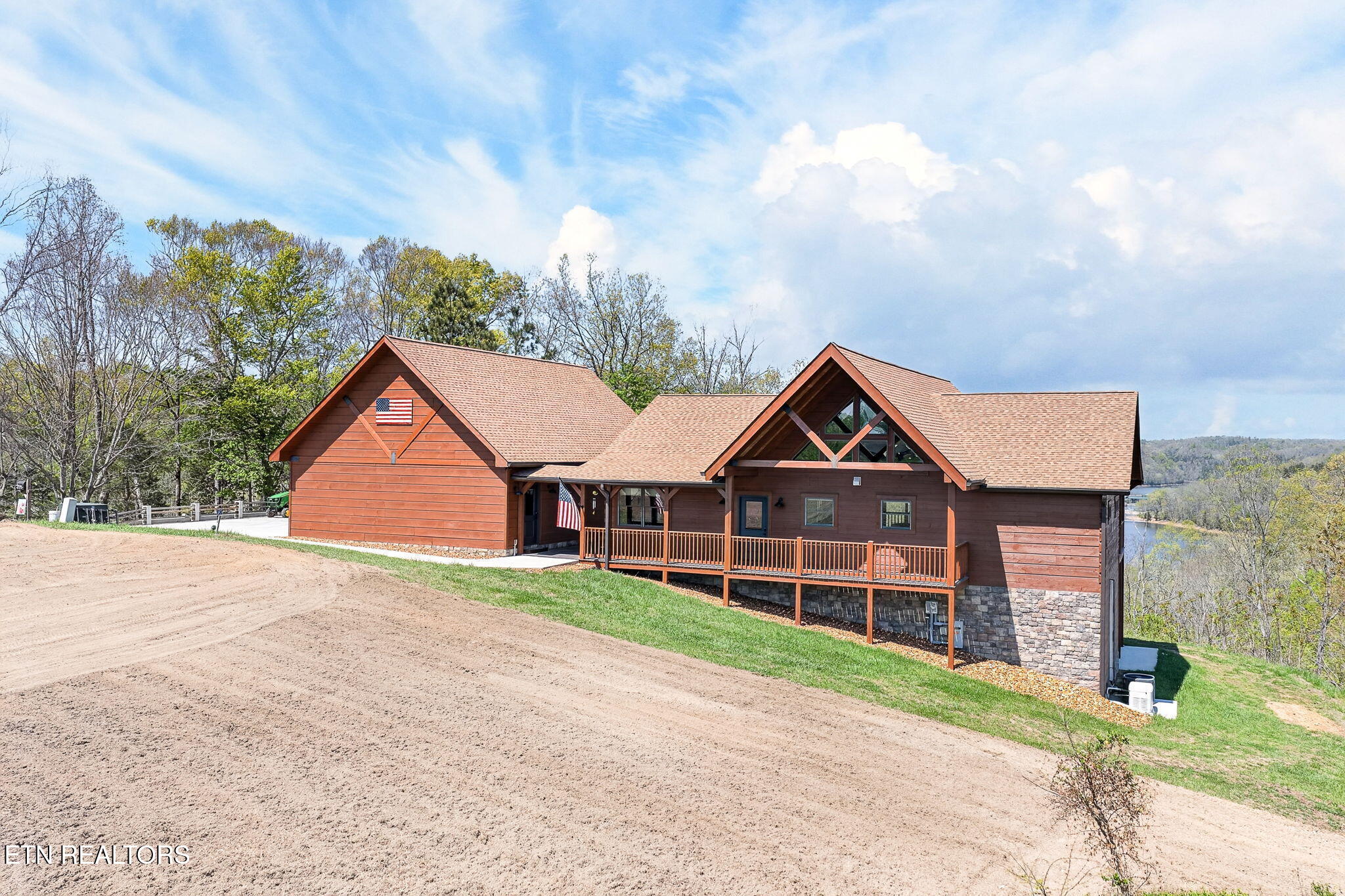 800 Quail Byrdstown TN 38549