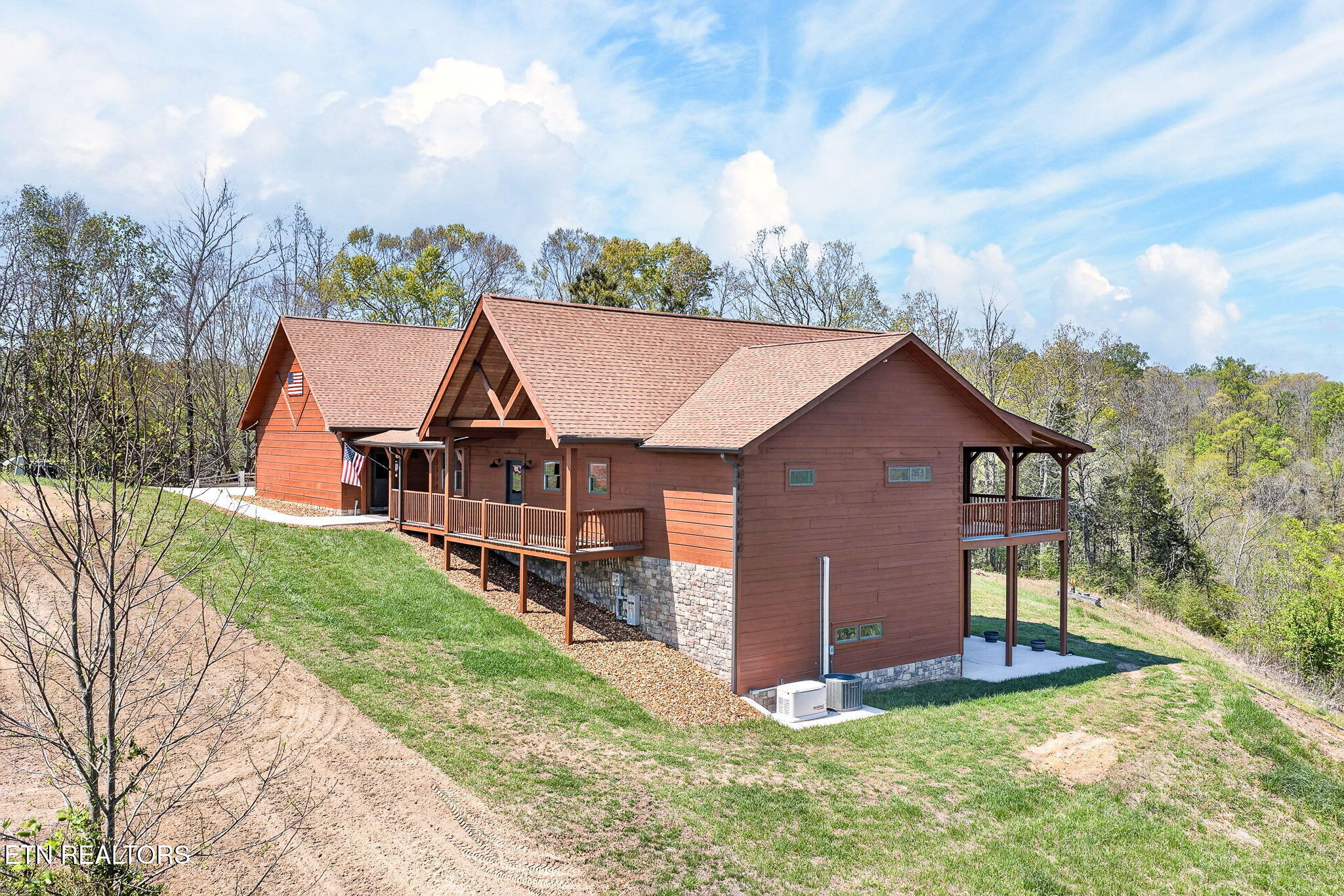 800 Quail Byrdstown TN 38549