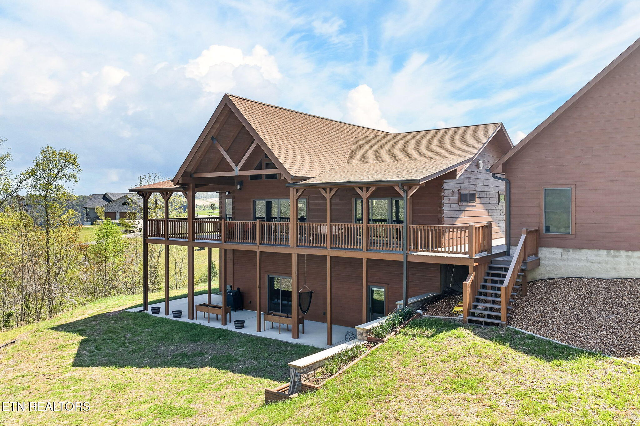 800 Quail Byrdstown TN 38549