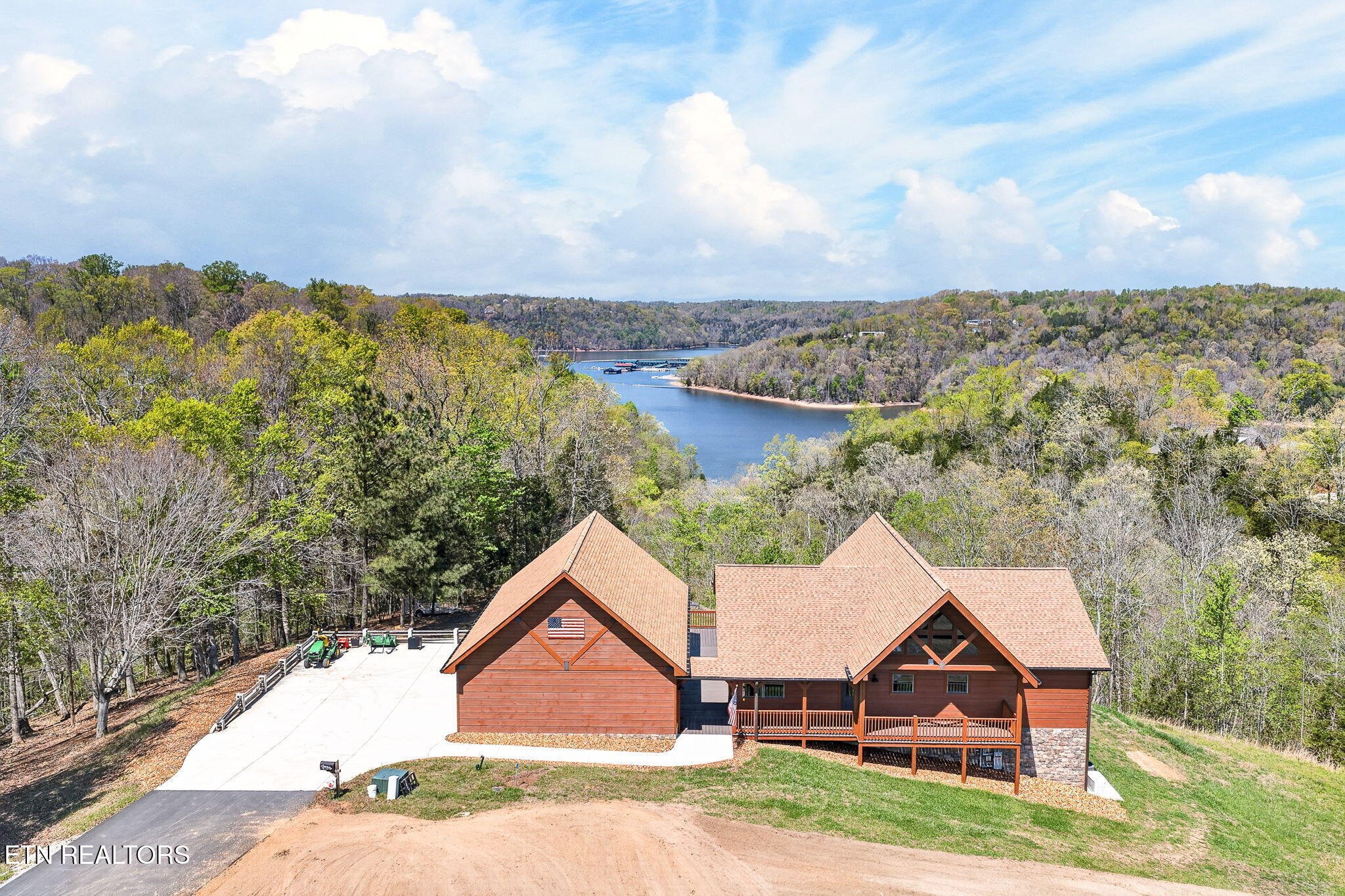 800 Quail Byrdstown TN 38549