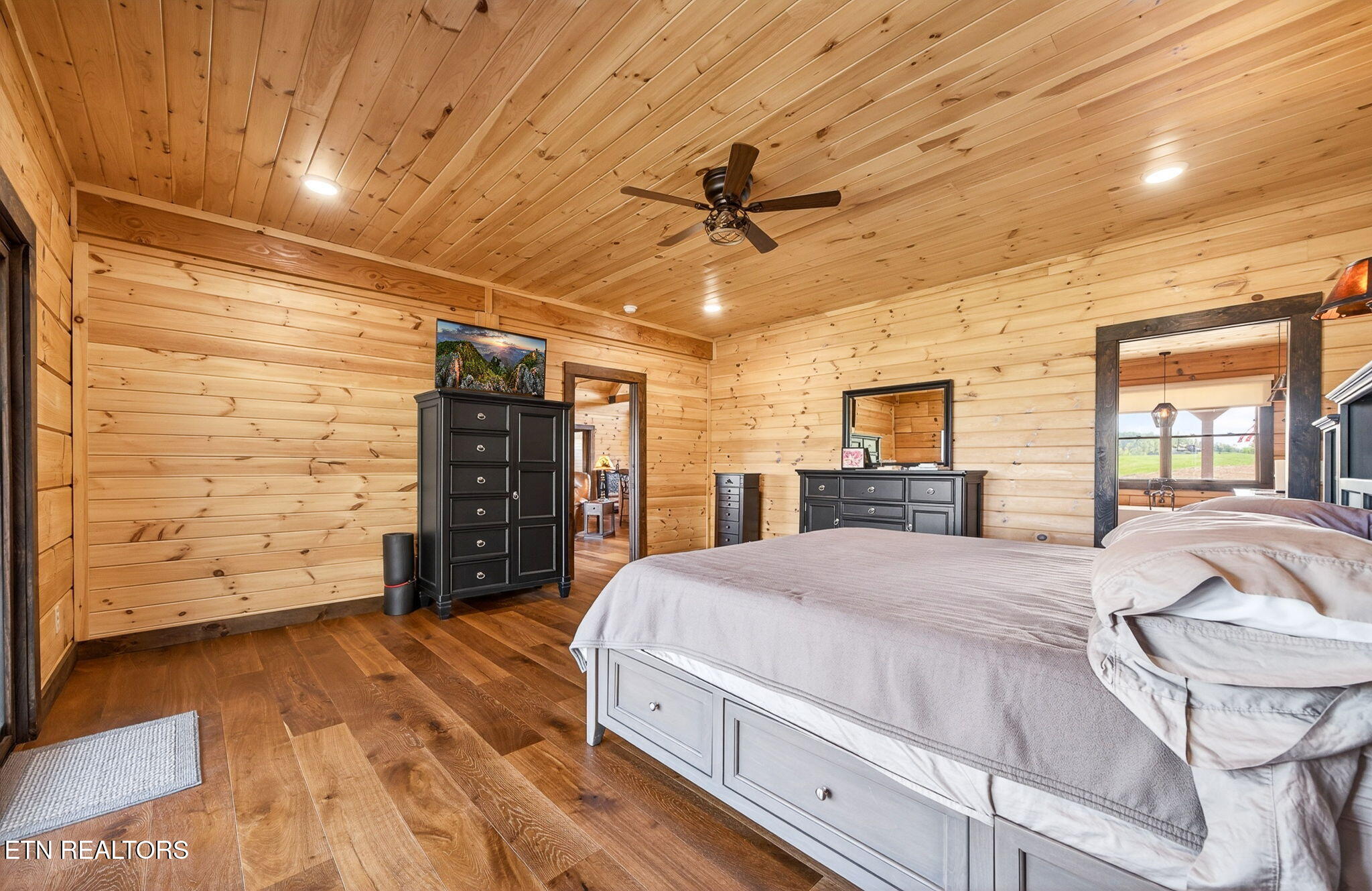 800 Quail Byrdstown TN 38549