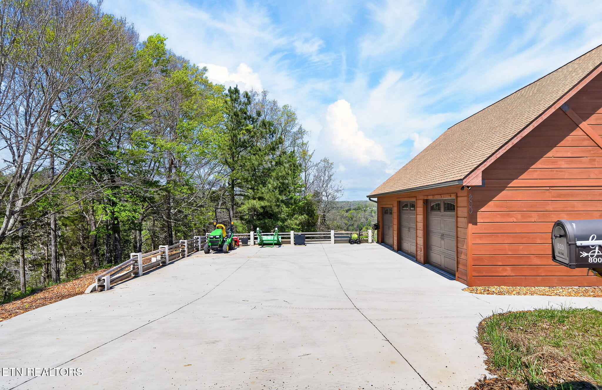 800 Quail Byrdstown TN 38549