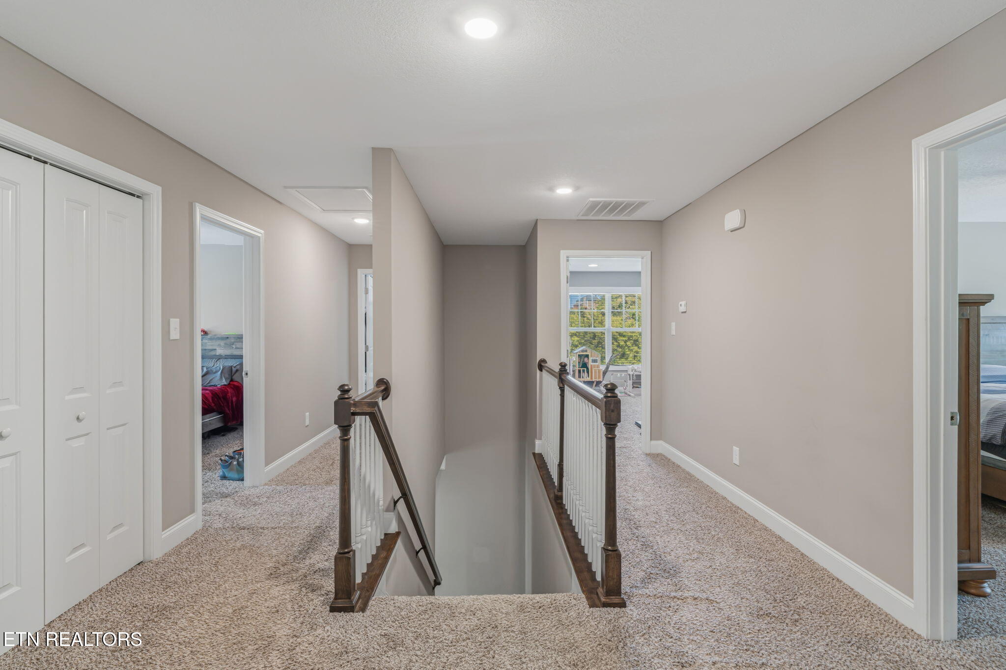 99 Fallberry Street Oak Ridge TN 37830