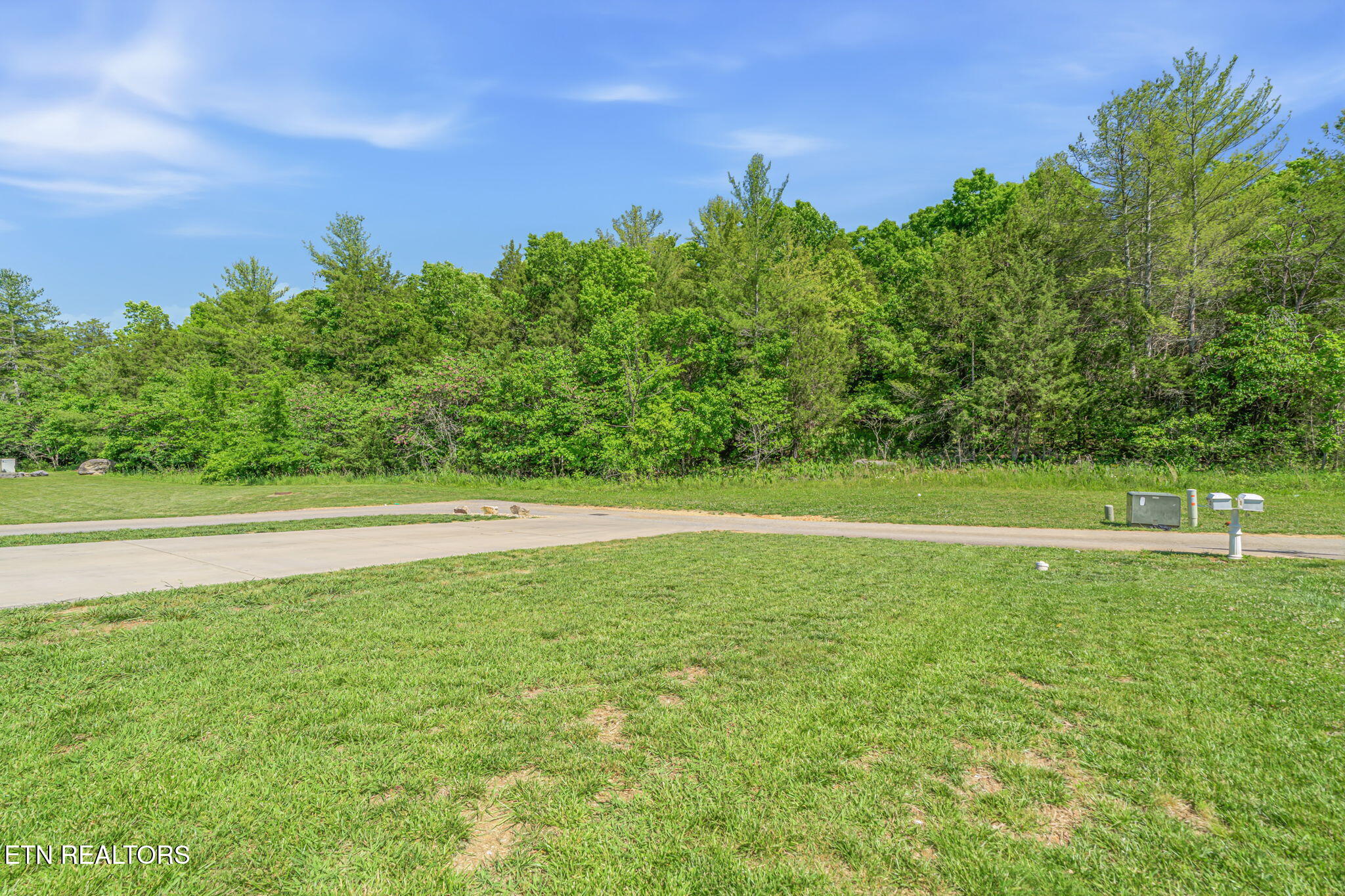 99 Fallberry Street Oak Ridge TN 37830