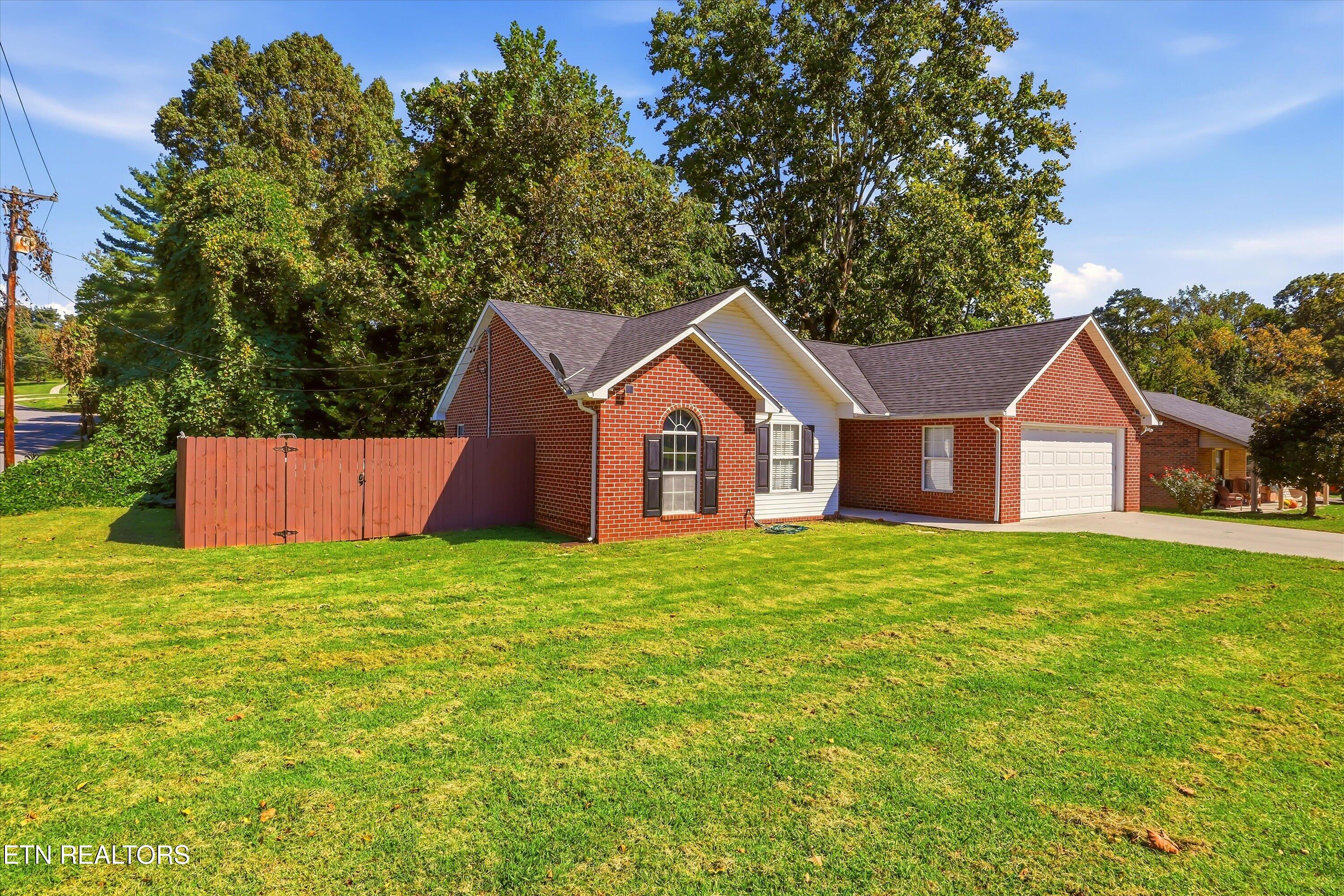 8130 Jeanie Lane Knoxville TN 37938