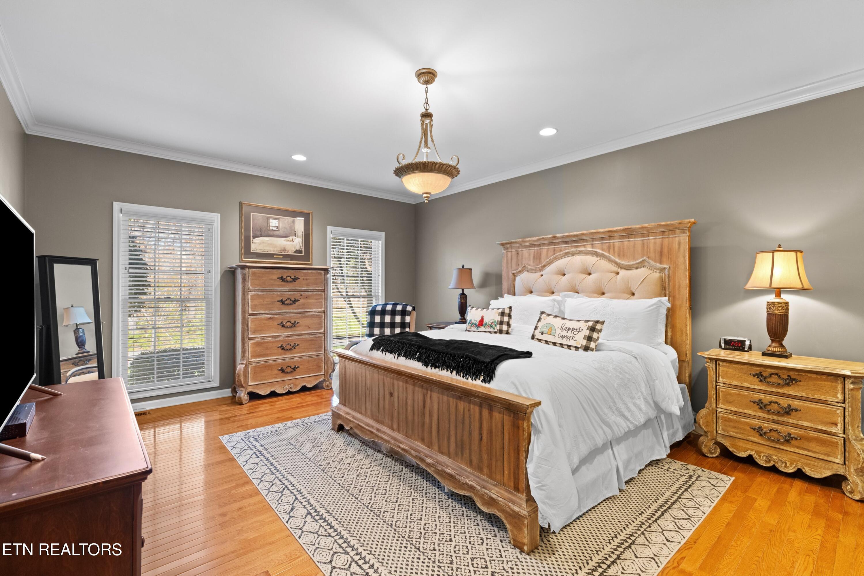 741 Cherokee Drive Dandridge TN 37725