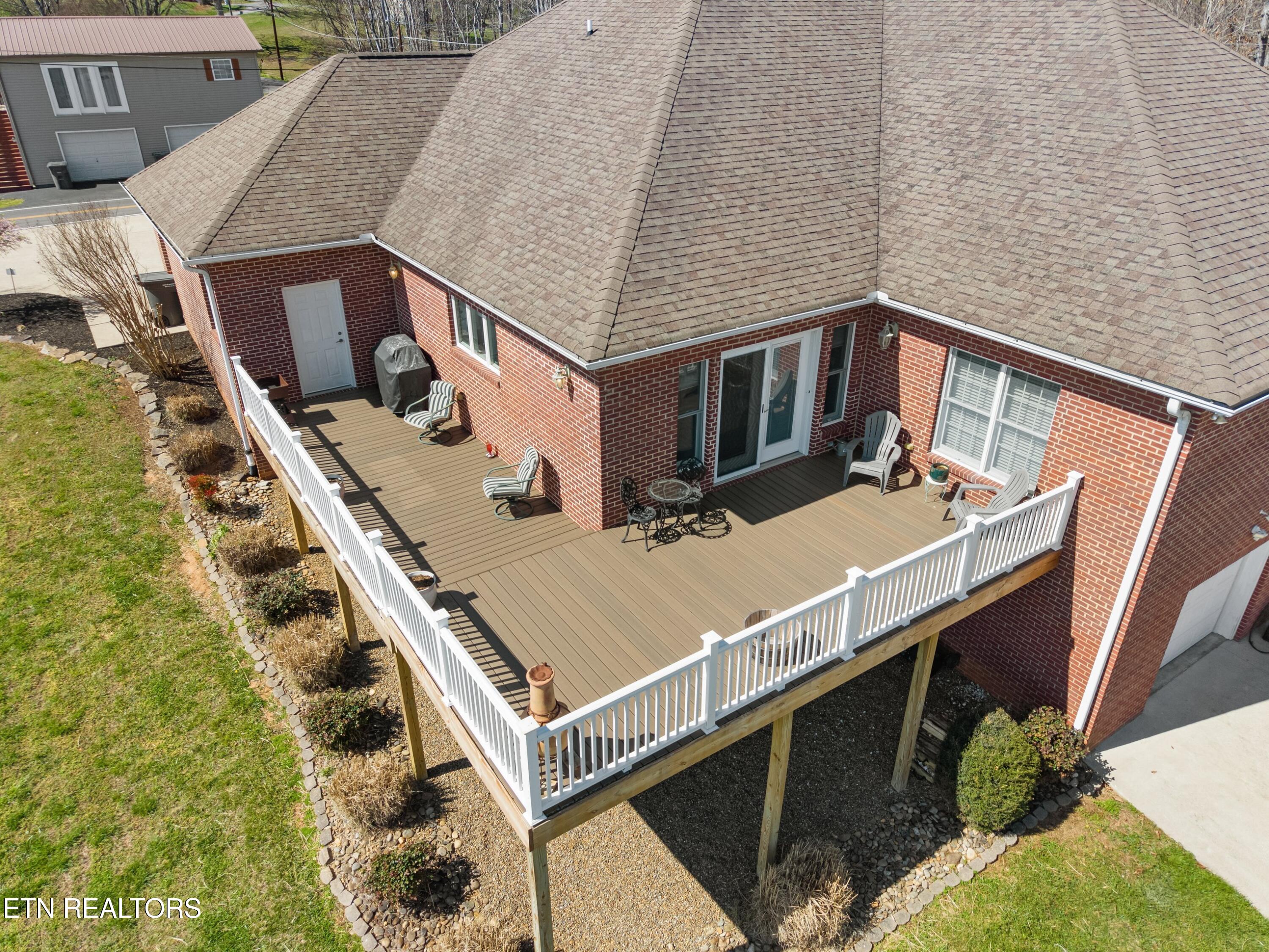 741 Cherokee Drive Dandridge TN 37725