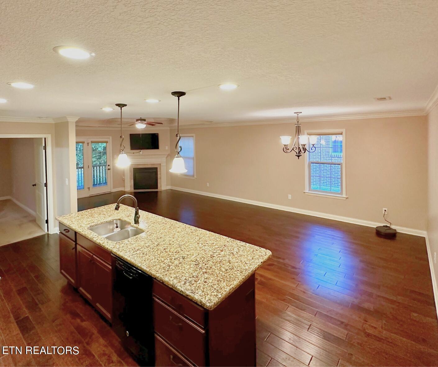 9221 Dragonfly Way Strawberry Plains TN 37871