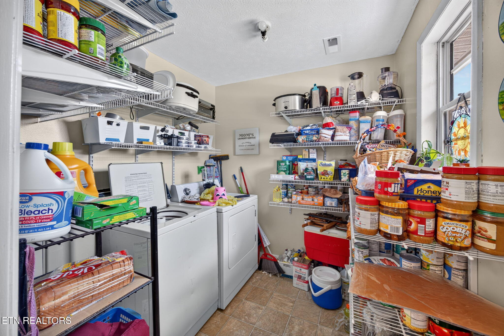 11279 Nashville Highway Baxter TN 38544