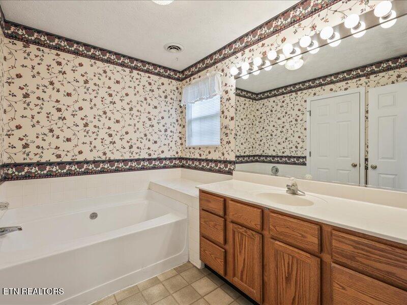735 Whitesburg Drive Knoxville TN 37918