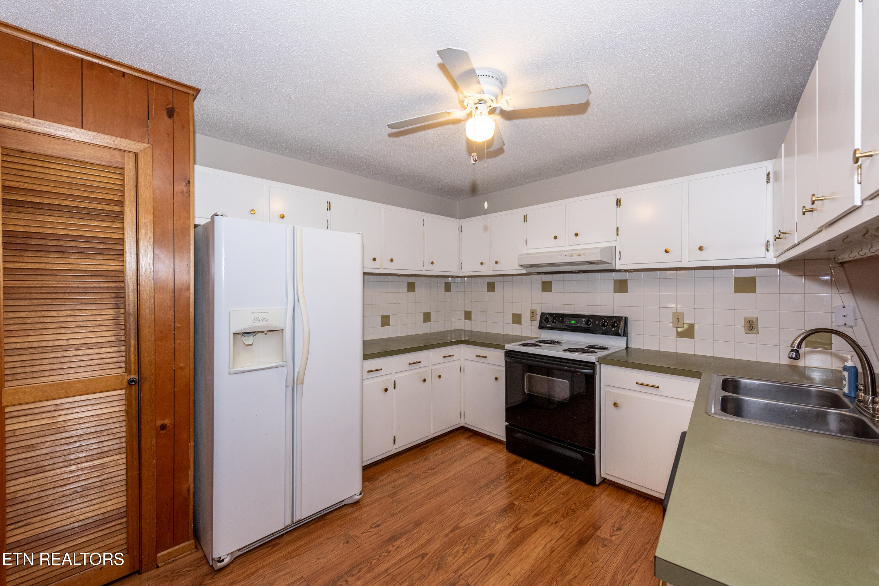 406 Montvale Station Road Maryville TN 37803