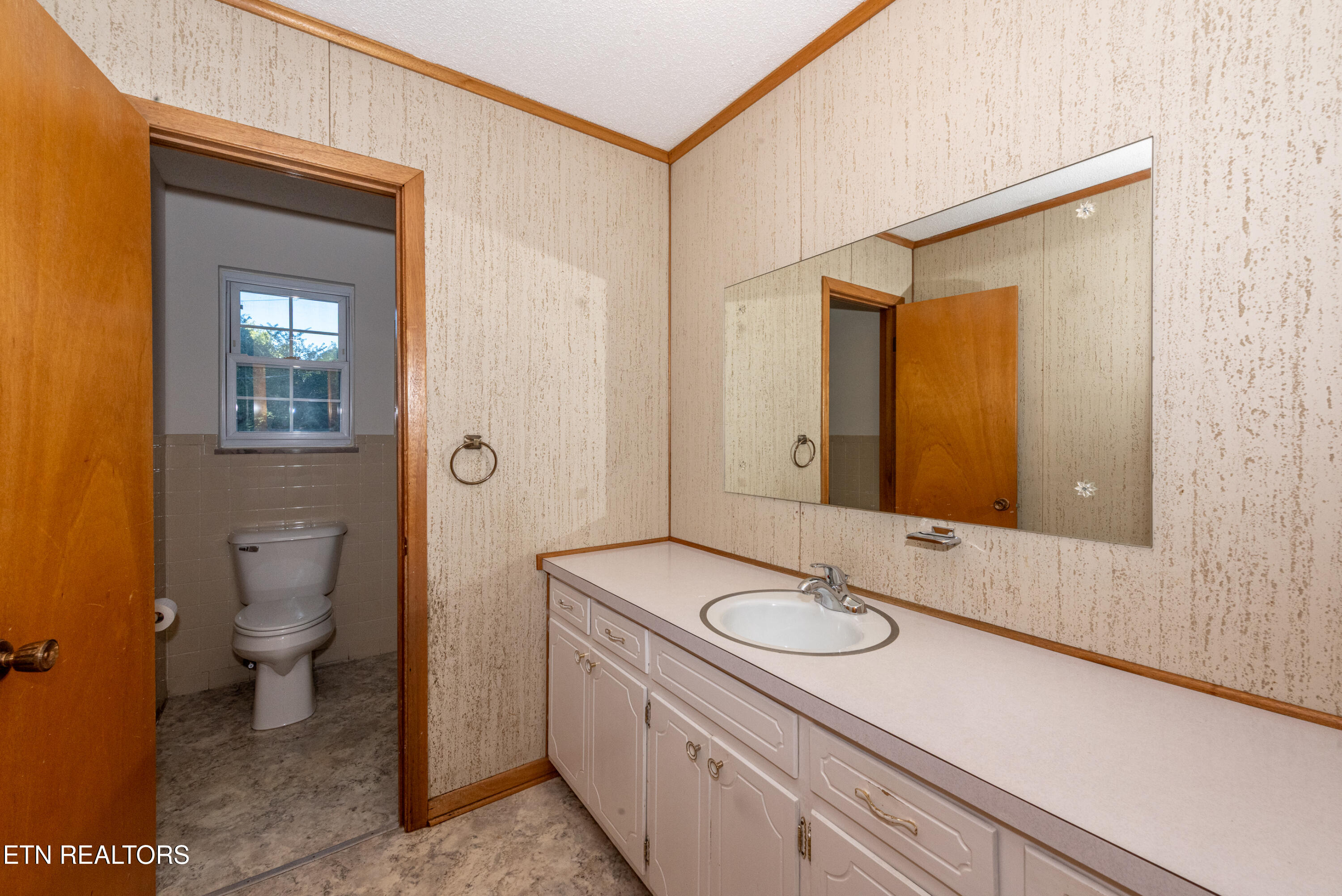 406 Montvale Station Road Maryville TN 37803