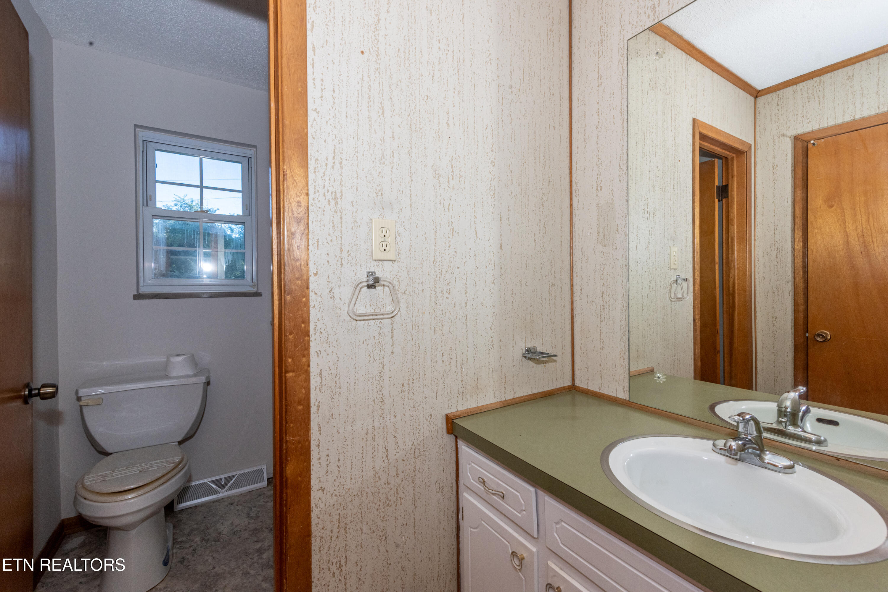 406 Montvale Station Road Maryville TN 37803