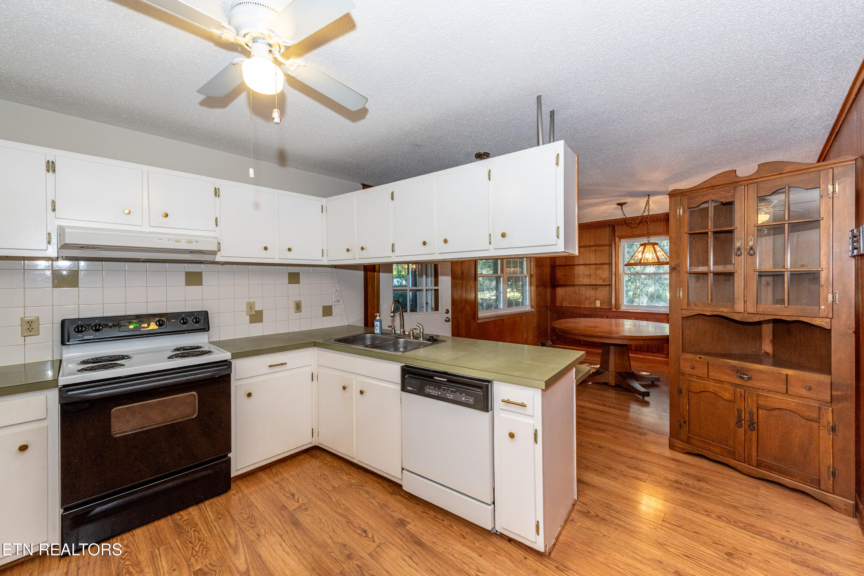 406 Montvale Station Road Maryville TN 37803