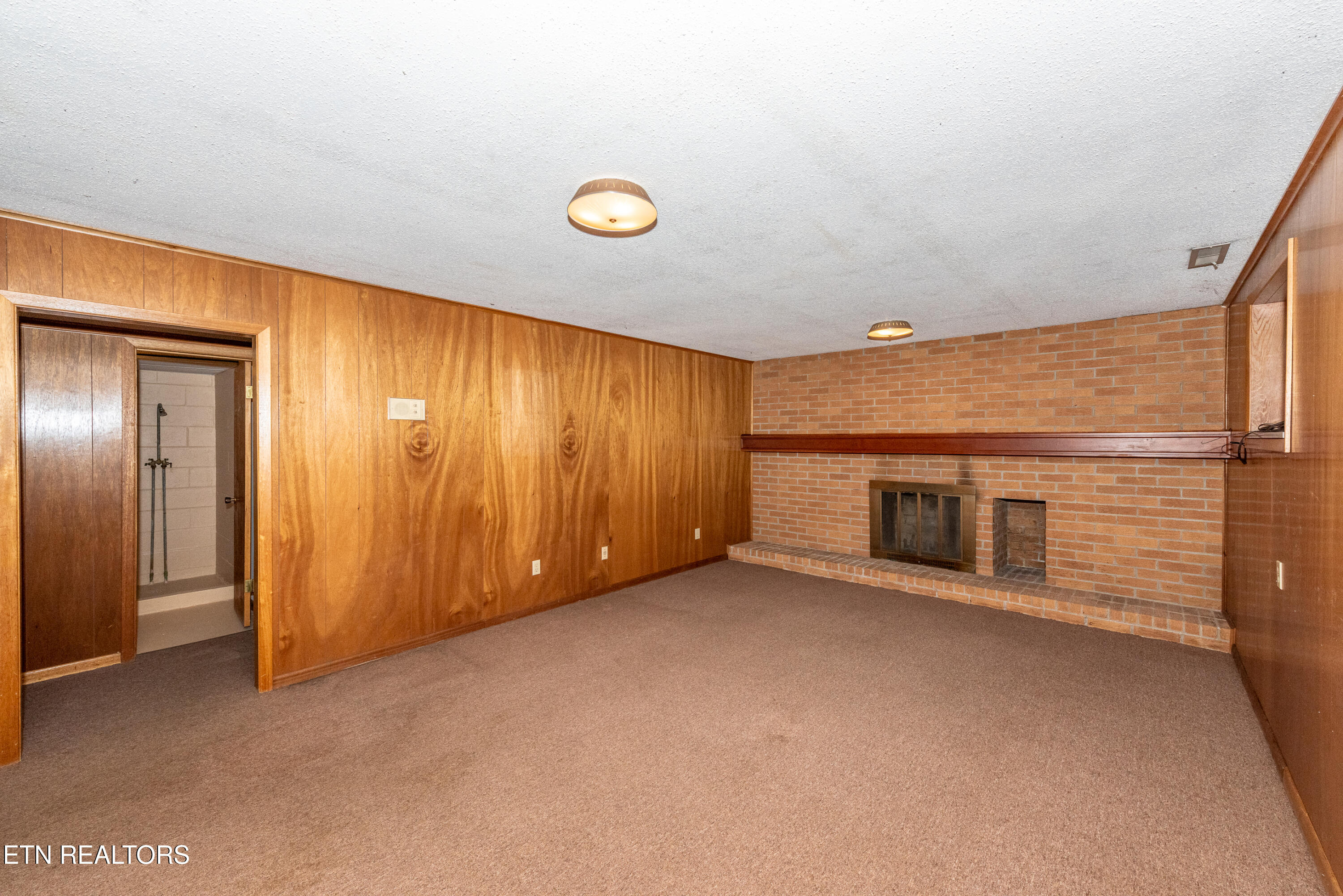 406 Montvale Station Road Maryville TN 37803