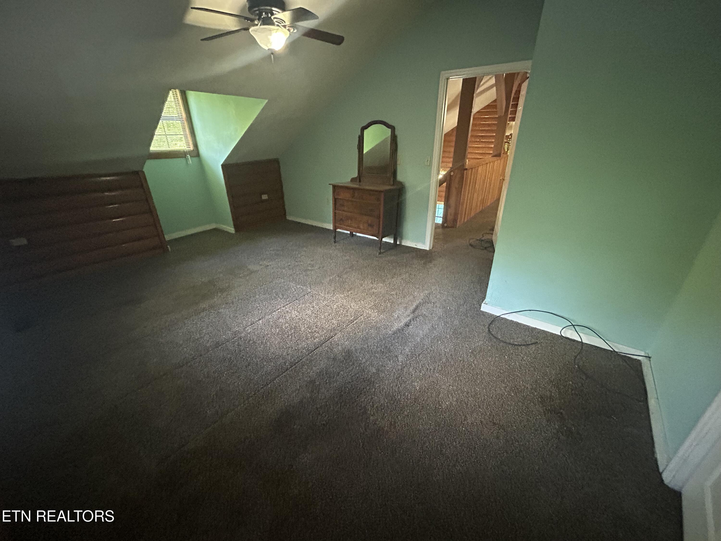 141 Dillon Lane Caryville TN 37714
