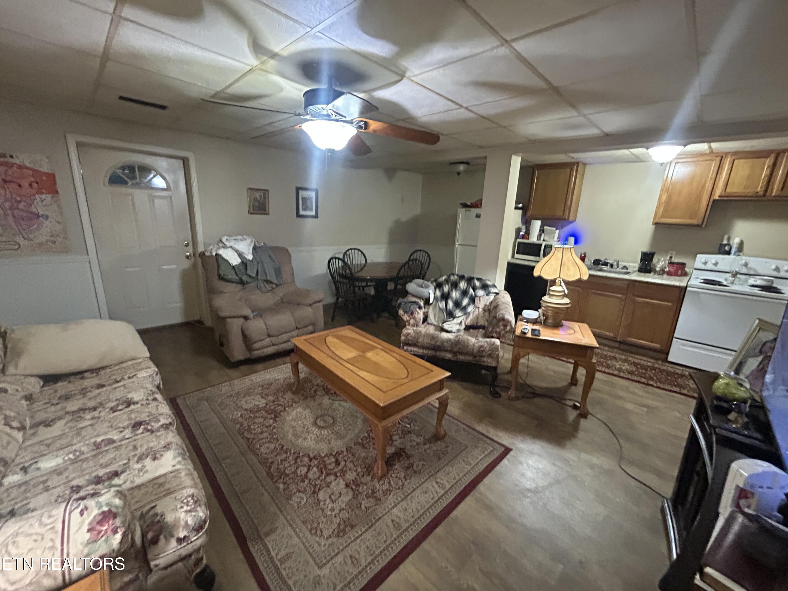 141 Dillon Lane Caryville TN 37714