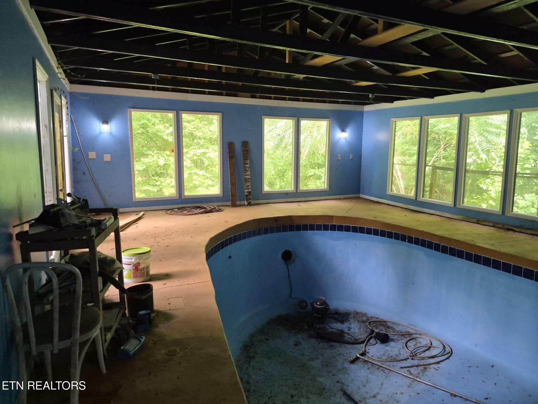141 Dillon Lane Caryville TN 37714