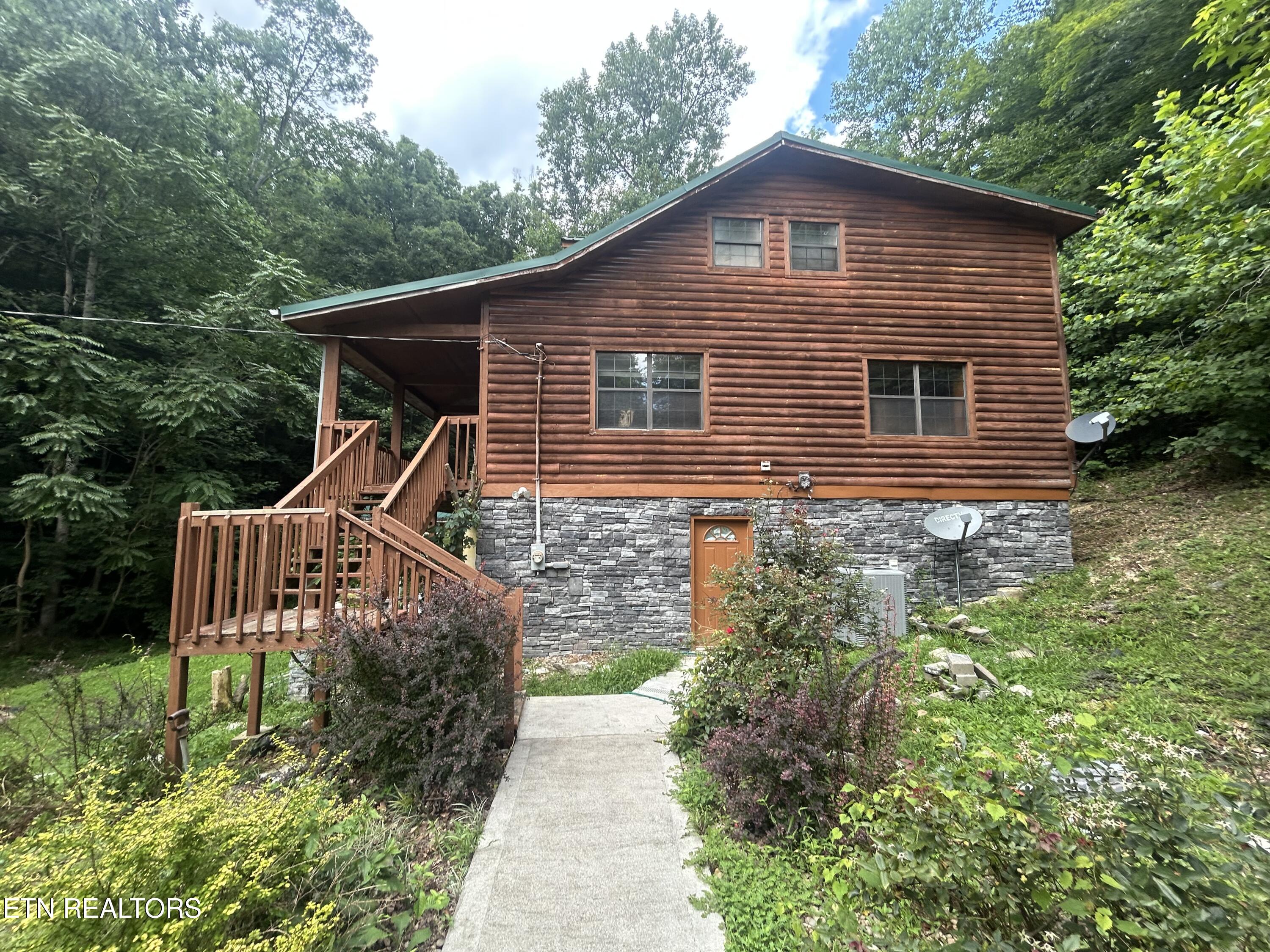 141 Dillon Lane Caryville TN 37714