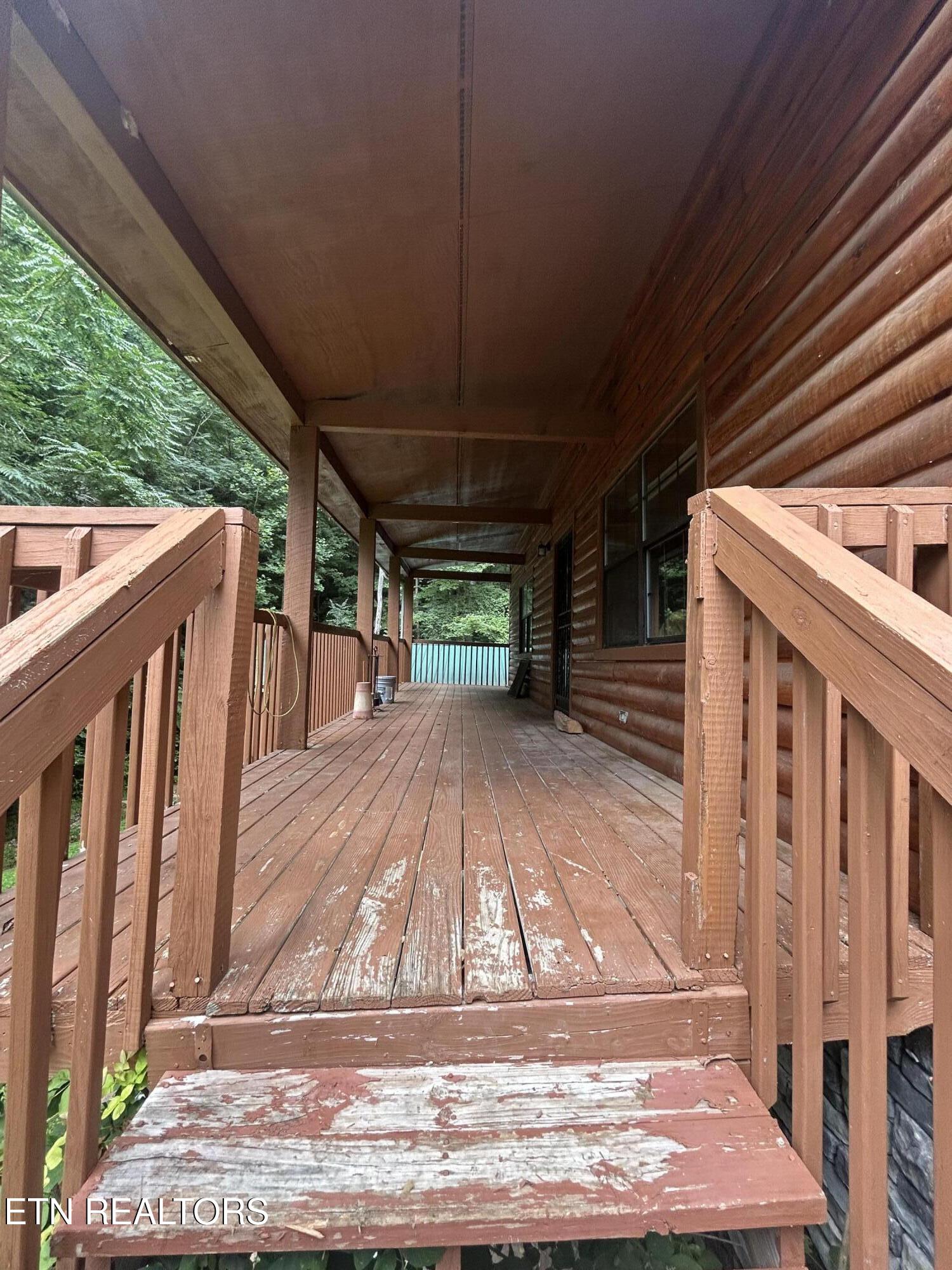 141 Dillon Lane Caryville TN 37714