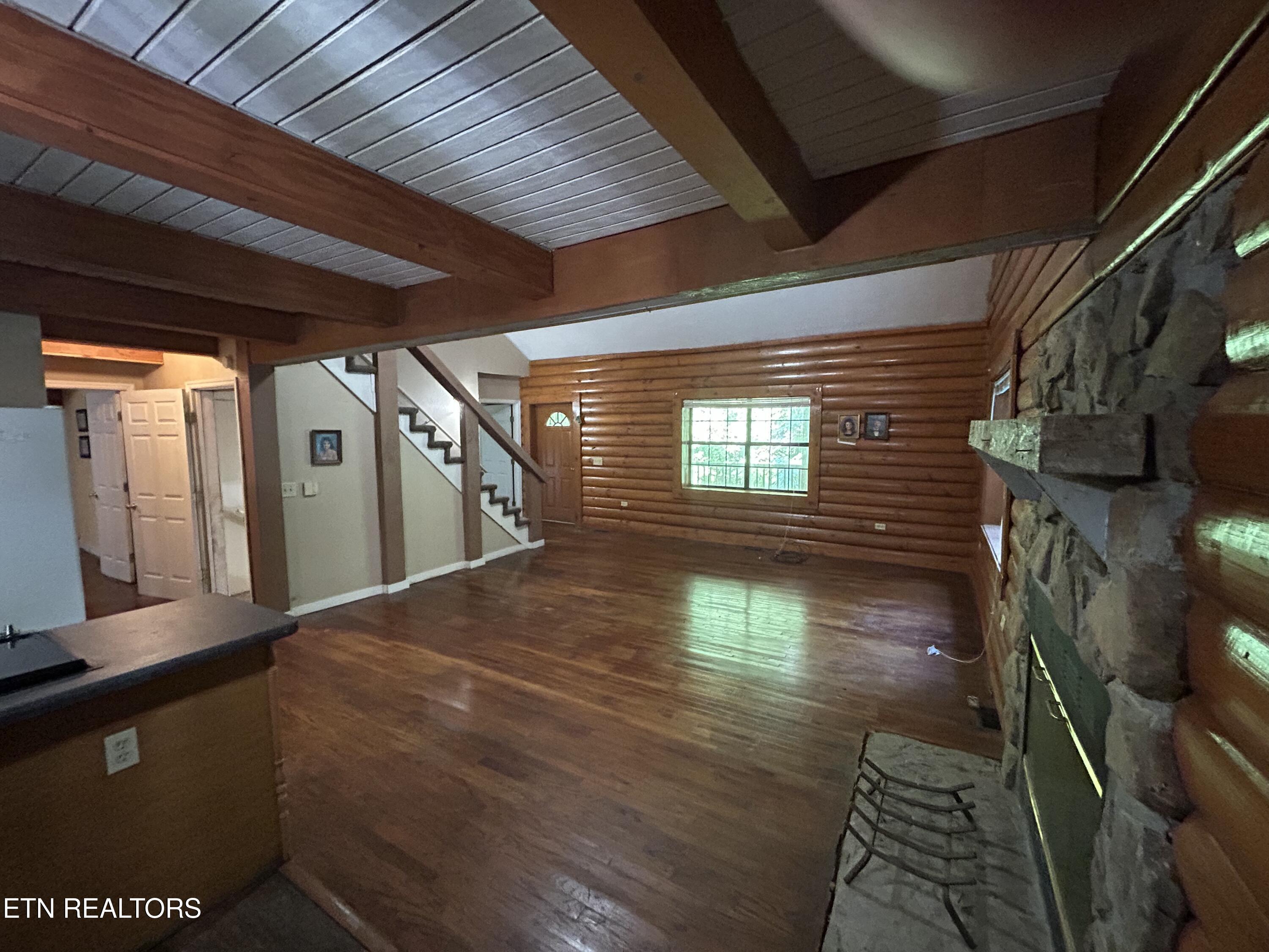 141 Dillon Lane Caryville TN 37714