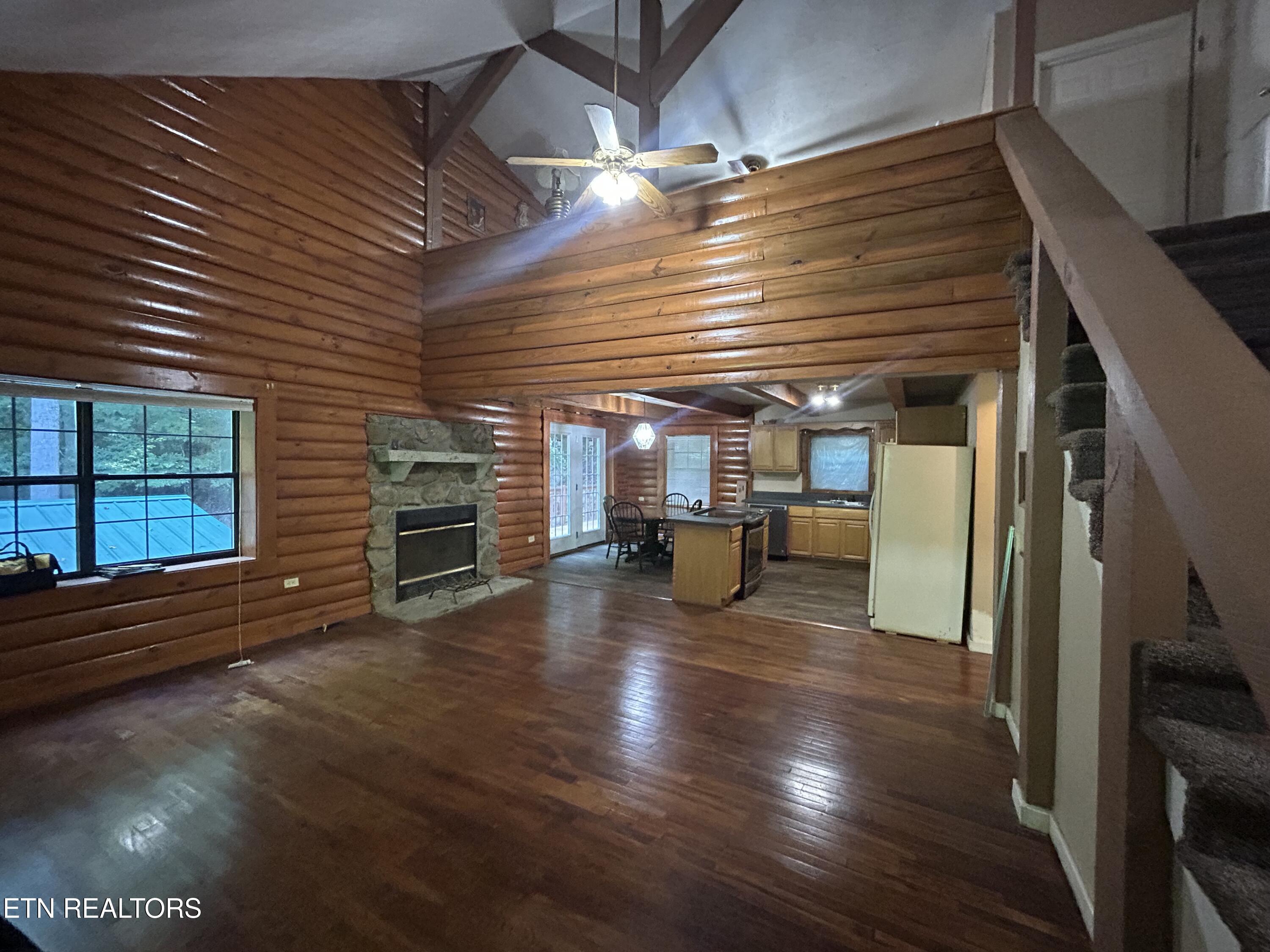 141 Dillon Lane Caryville TN 37714