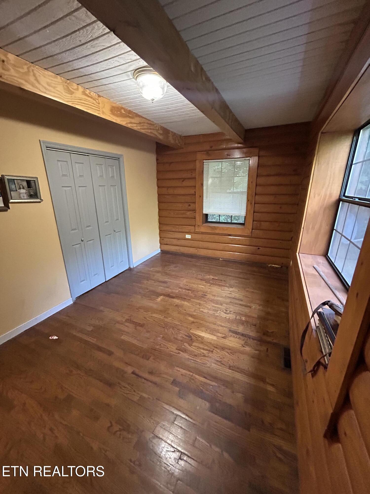 141 Dillon Lane Caryville TN 37714