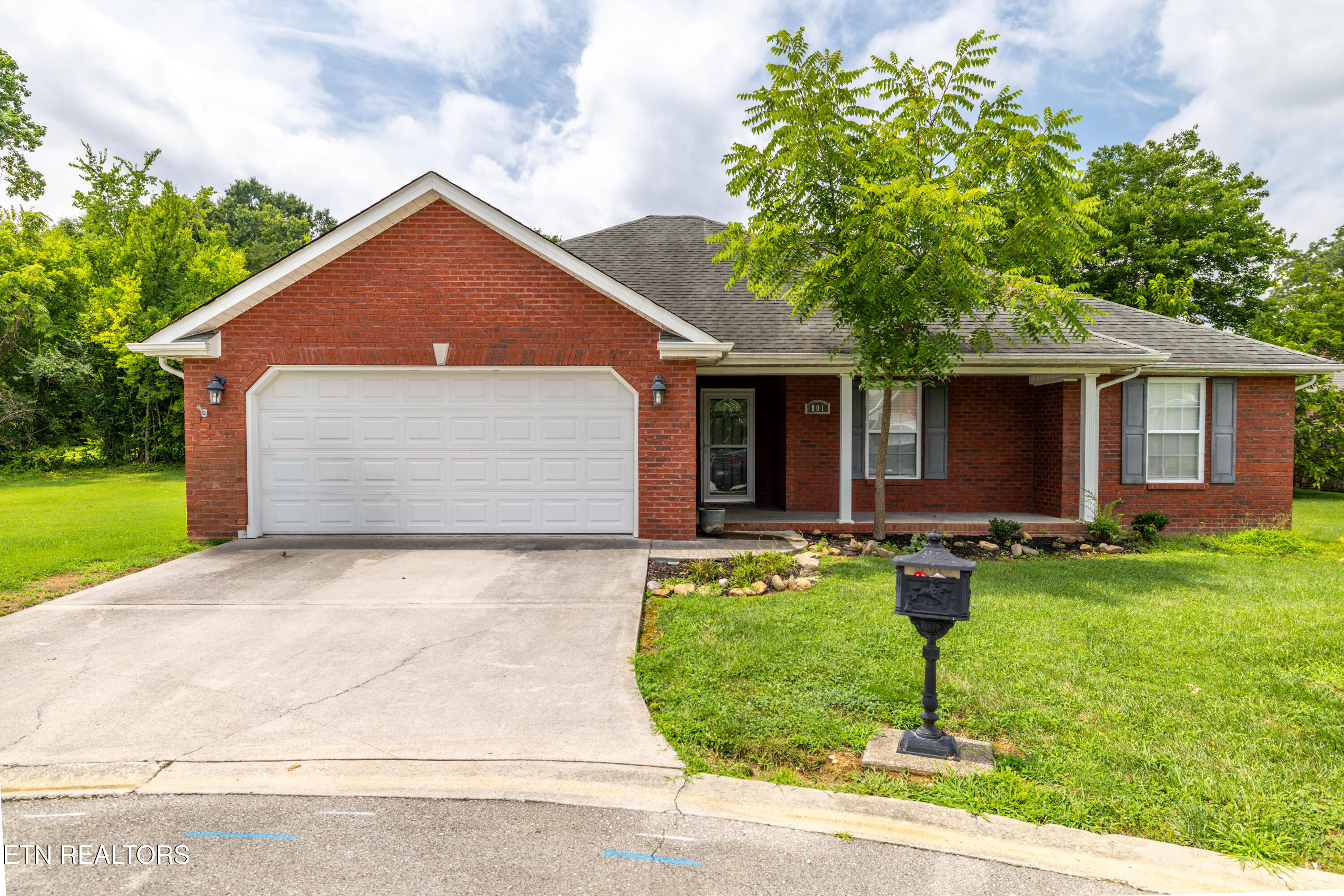 801 Colonial Estates Way Knoxville TN 37920