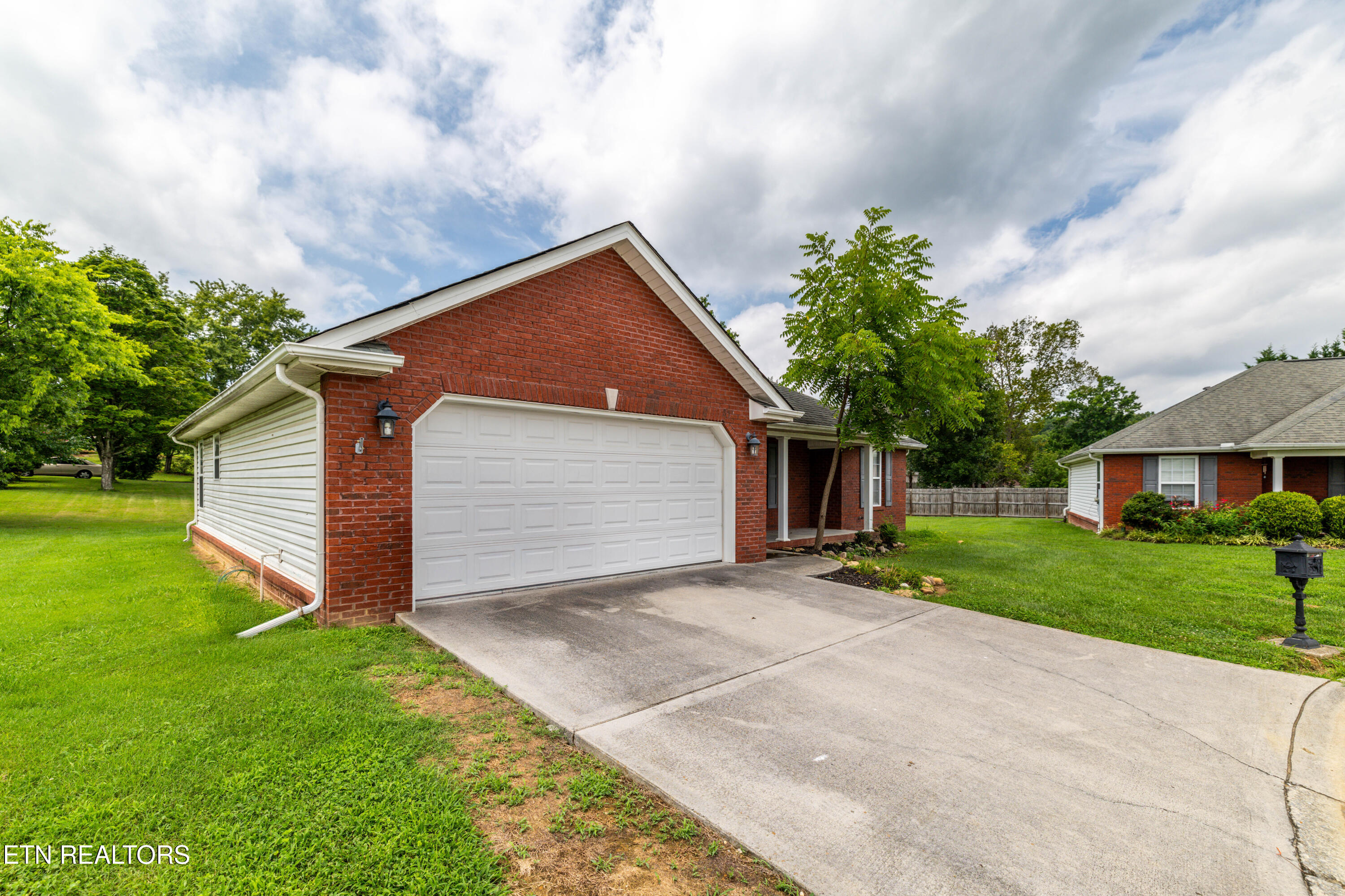 801 Colonial Estates Way Knoxville TN 37920