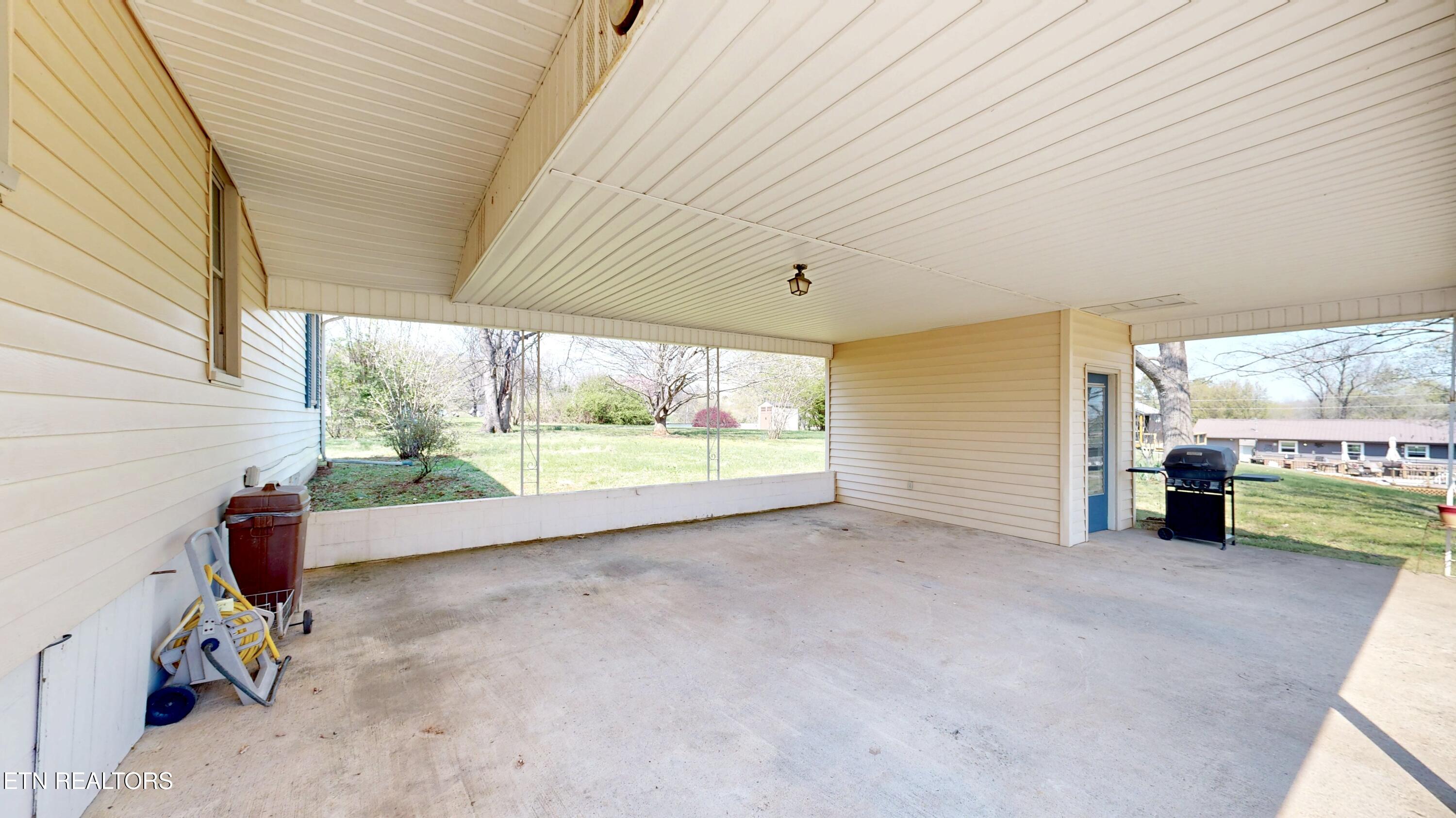 723 Old Highway 68 Sweetwater TN 37874