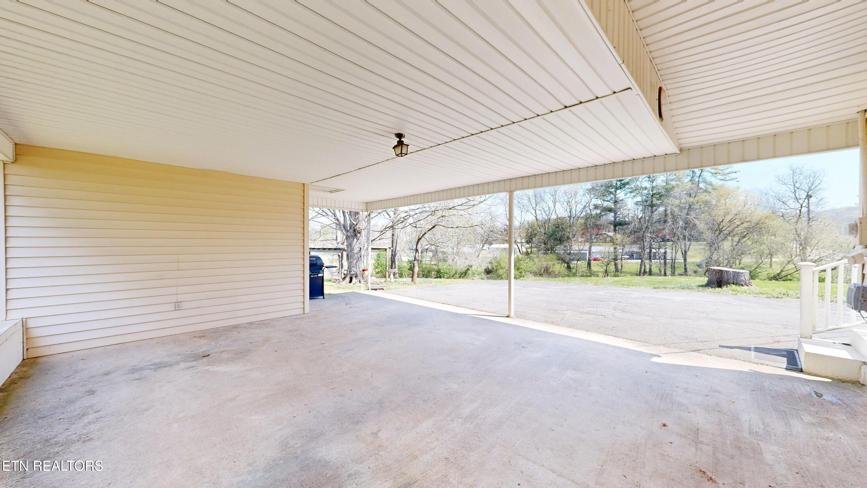 723 Old Highway 68 Sweetwater TN 37874