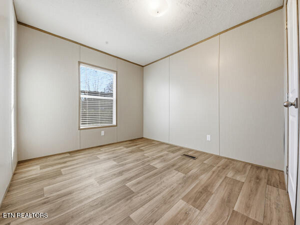 135 Gamble Lane Lafollette TN 37766